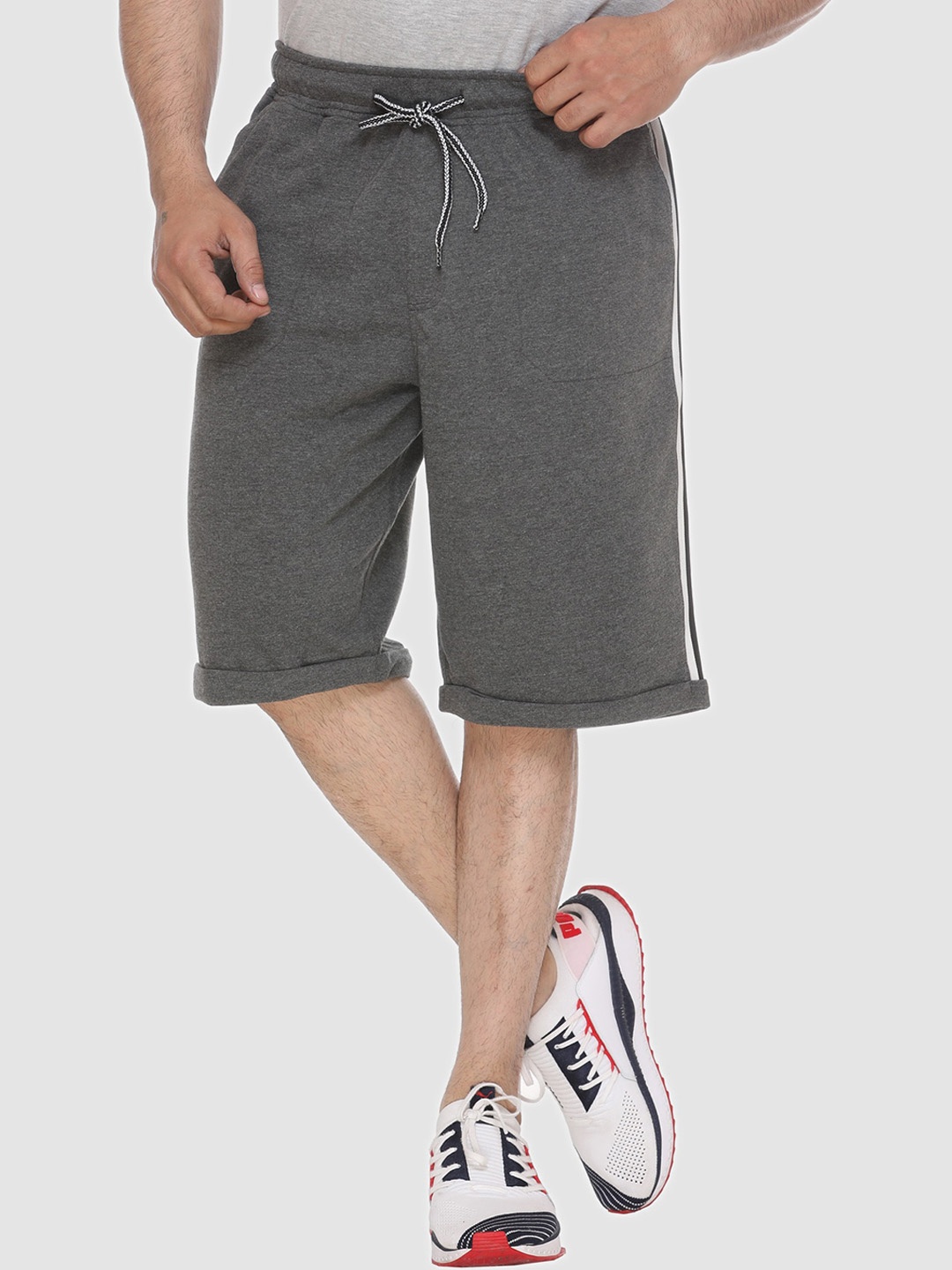 

Y&I Men Cotton Regular Shorts, Grey melange