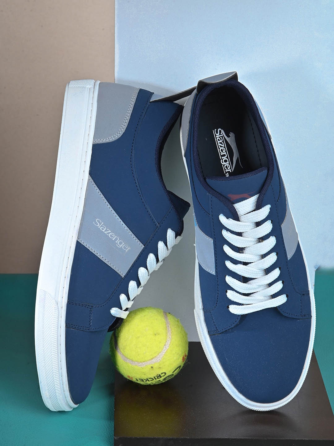 

Slazenger Men Colorblocked Lightweight Comfort Insole Sneakers, Blue