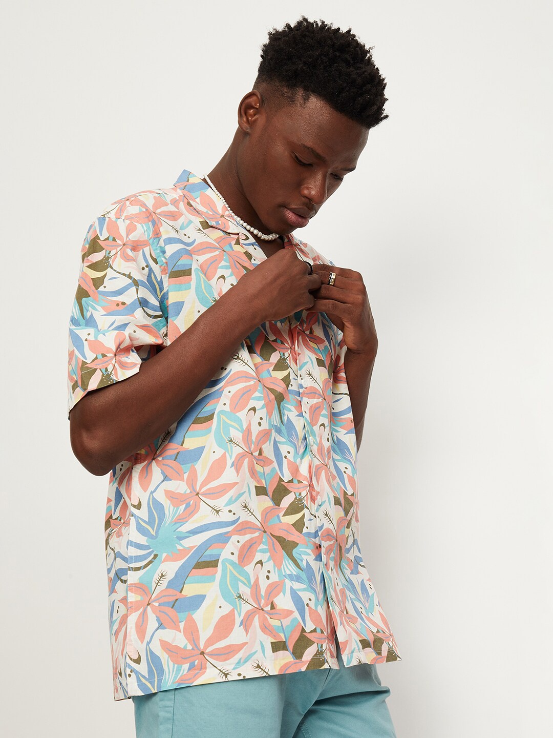 

max Men Floral Printed Short Sleeves Cotton Casual Shirt, White