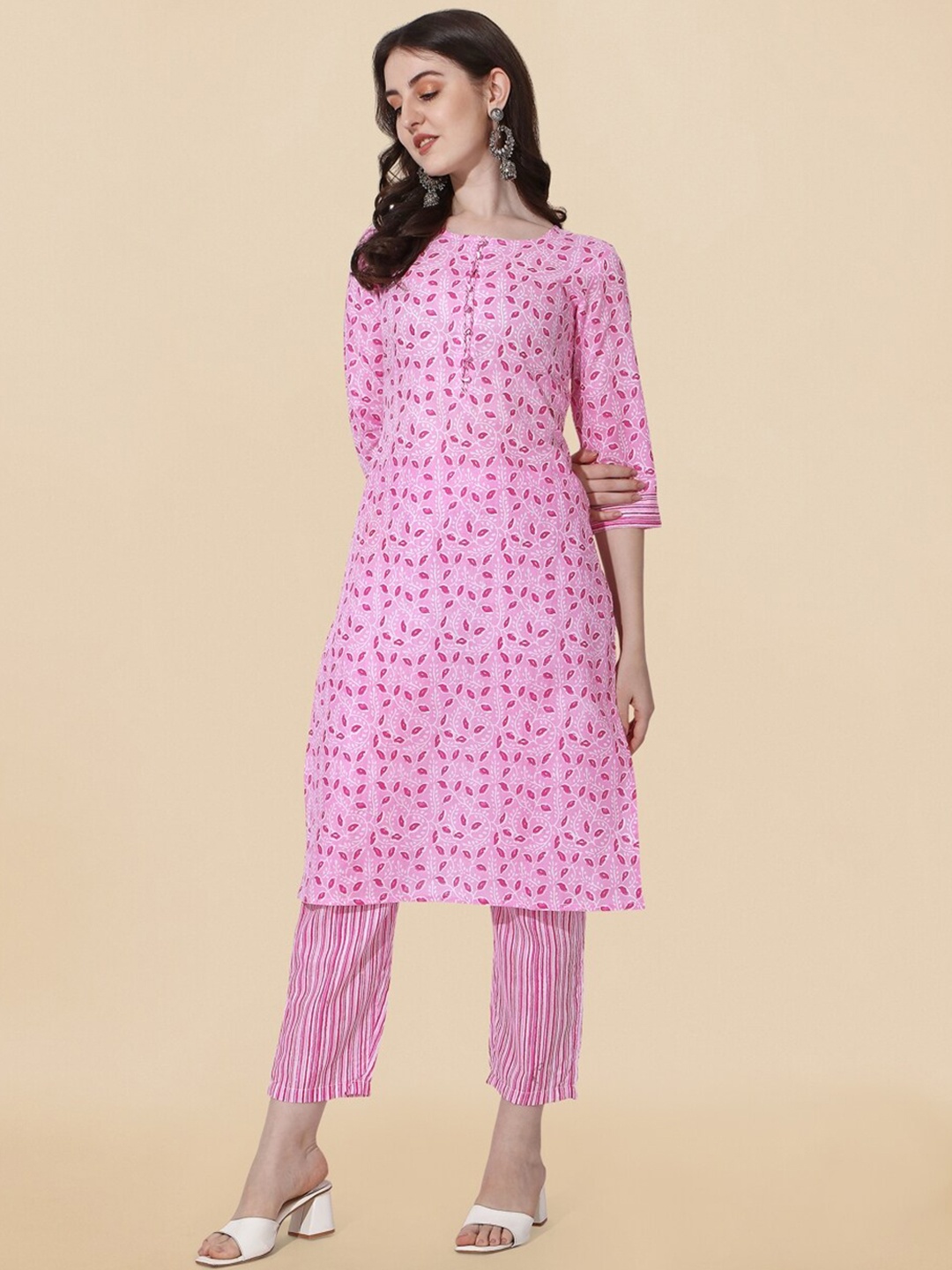 

KALINI Floral Printed Kurta with Trousers, Pink