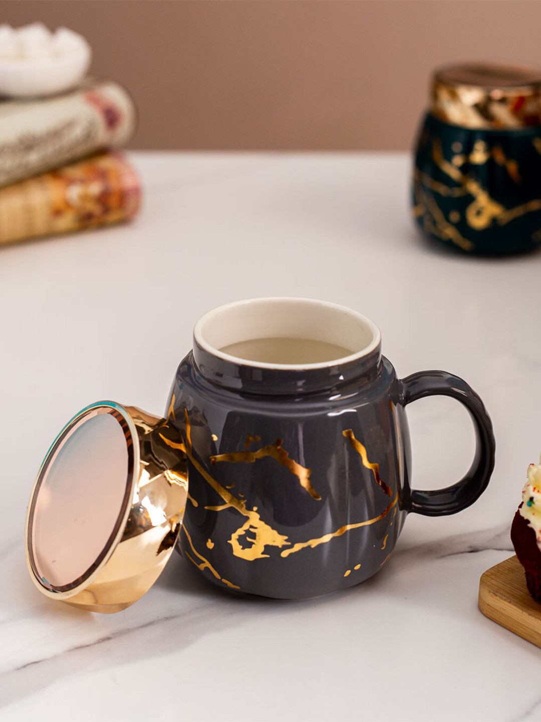 

THEDECORKART Grey & Gold-Toned Printed 2 Pcs Printed Ceramic Mug with Lid 100 ml