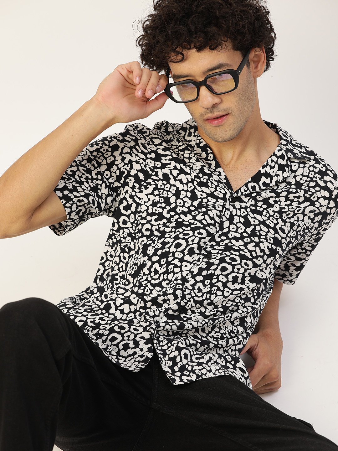 

Kook N Keech Classic Printed Cuban Collar Casual Resort Shirt, Black