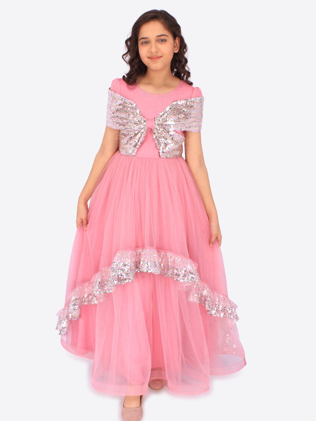 

CUTECUMBER Pink Embellished Net Maxi Dress