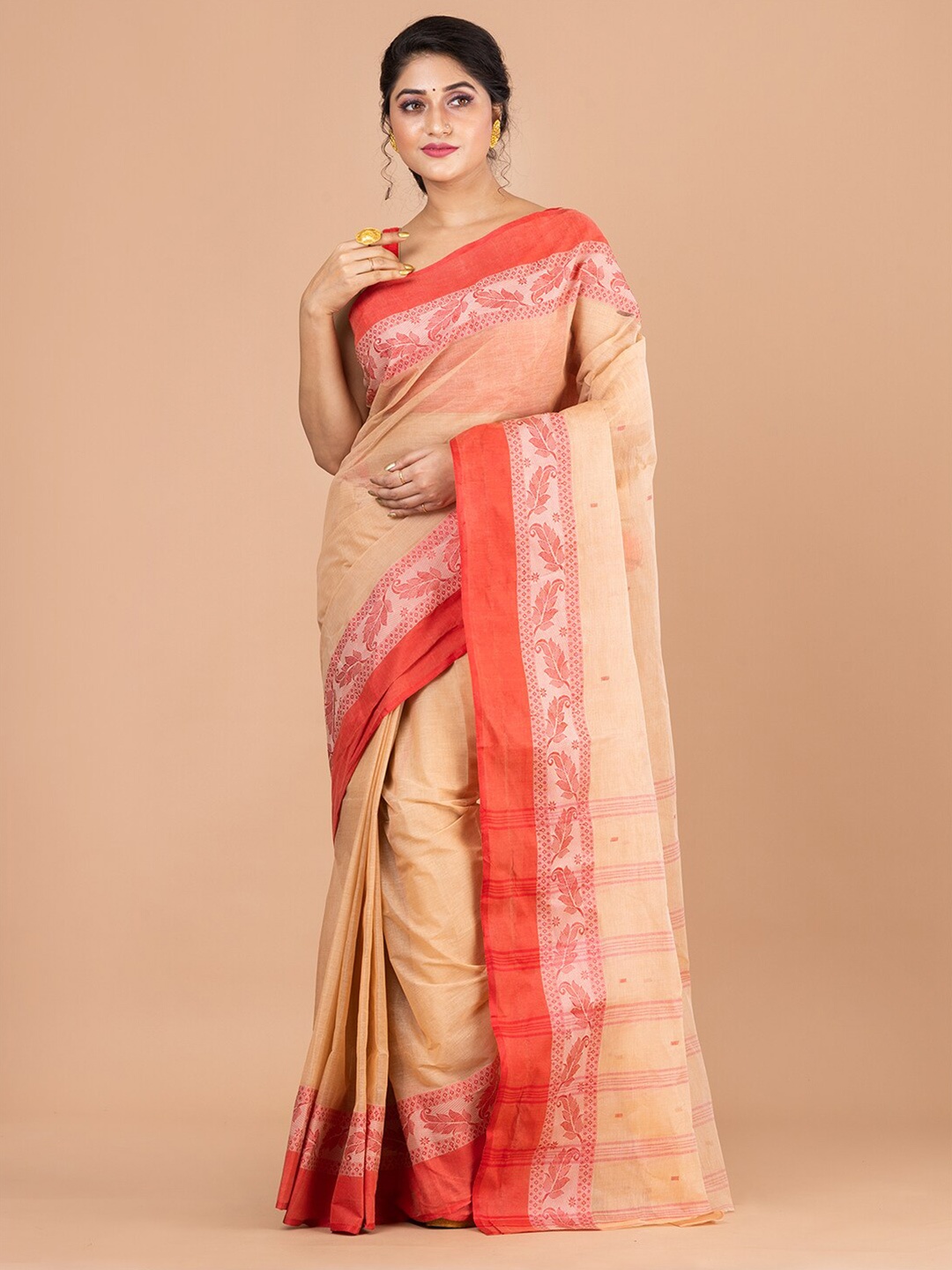 

Laa Calcutta Striped Pure Cotton Taant Saree, Cream