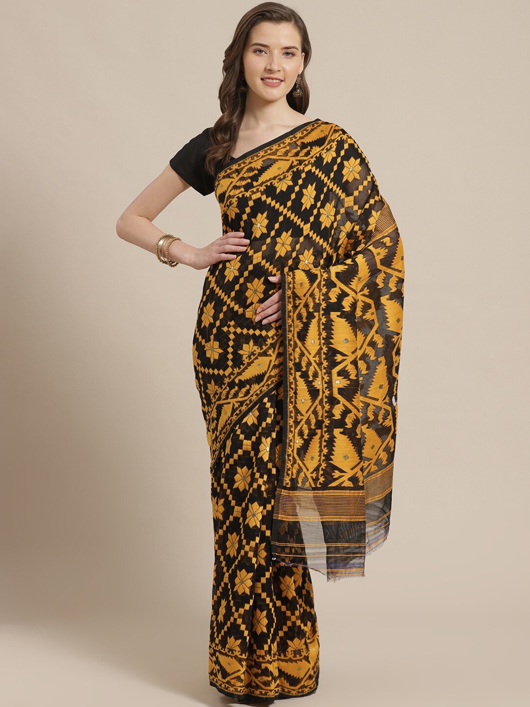 

Laa Calcutta Geometric Woven Design Jamdani Saree, Black