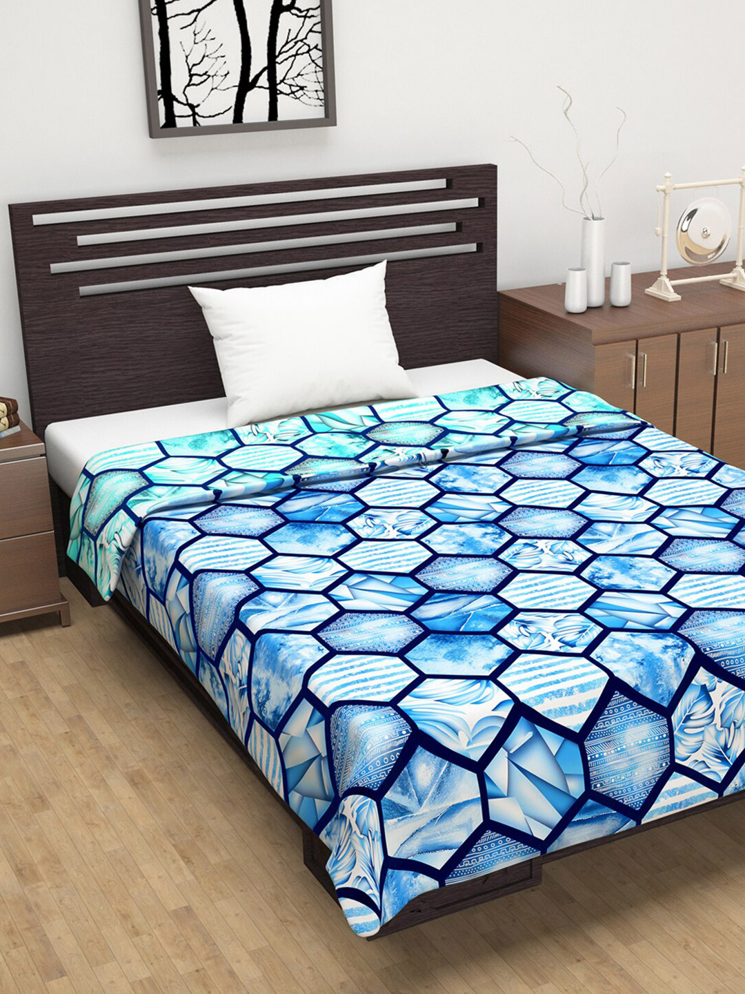 

Divine Casa Blue & Green Geometric Microfiber AC Room 110 GSM Reversible Single Bed Dohar