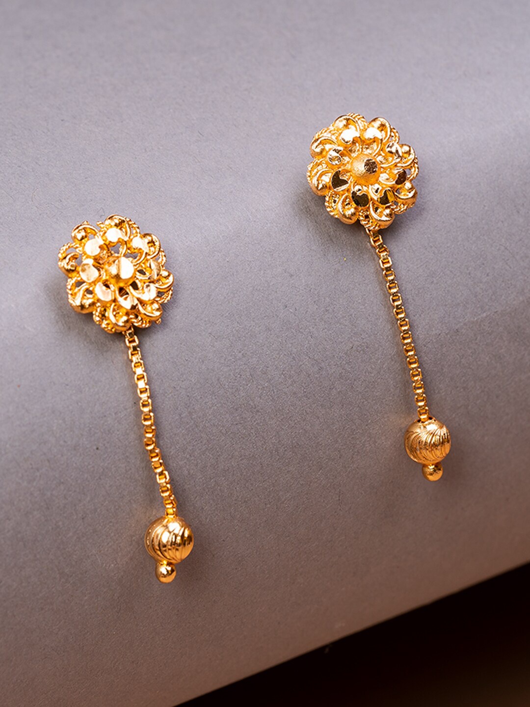 

HOUSE OF ARLI Gold-Plated Floral Shaped Drop Earrings