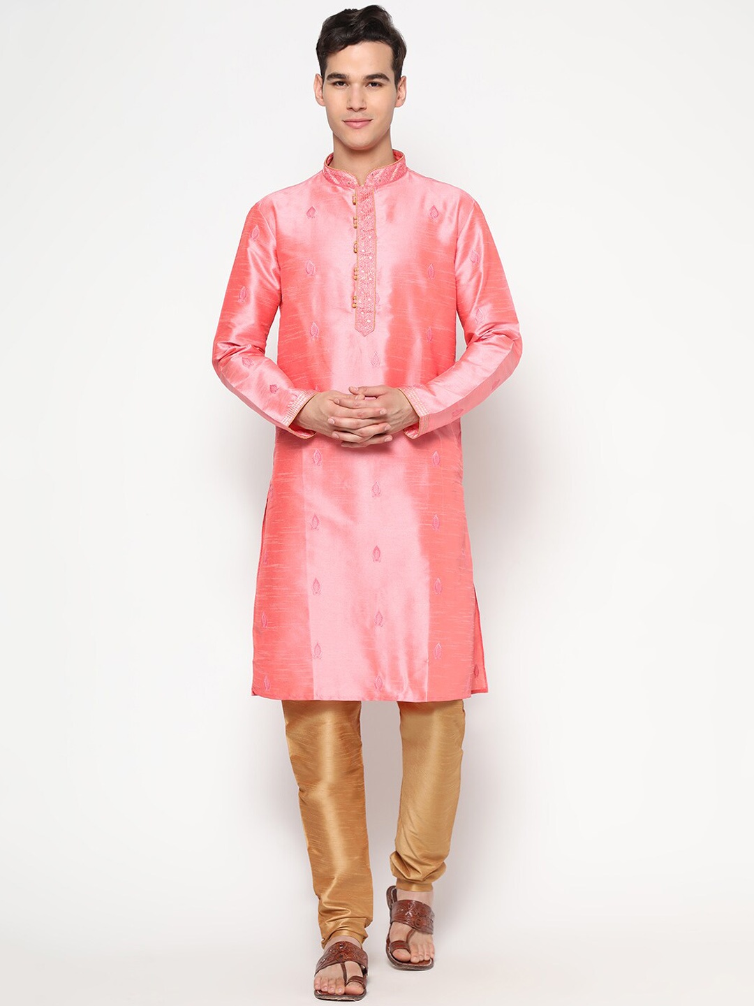 

GoStyle Embroidered Thread Work Pure Cotton Kurta with Churidar, Peach