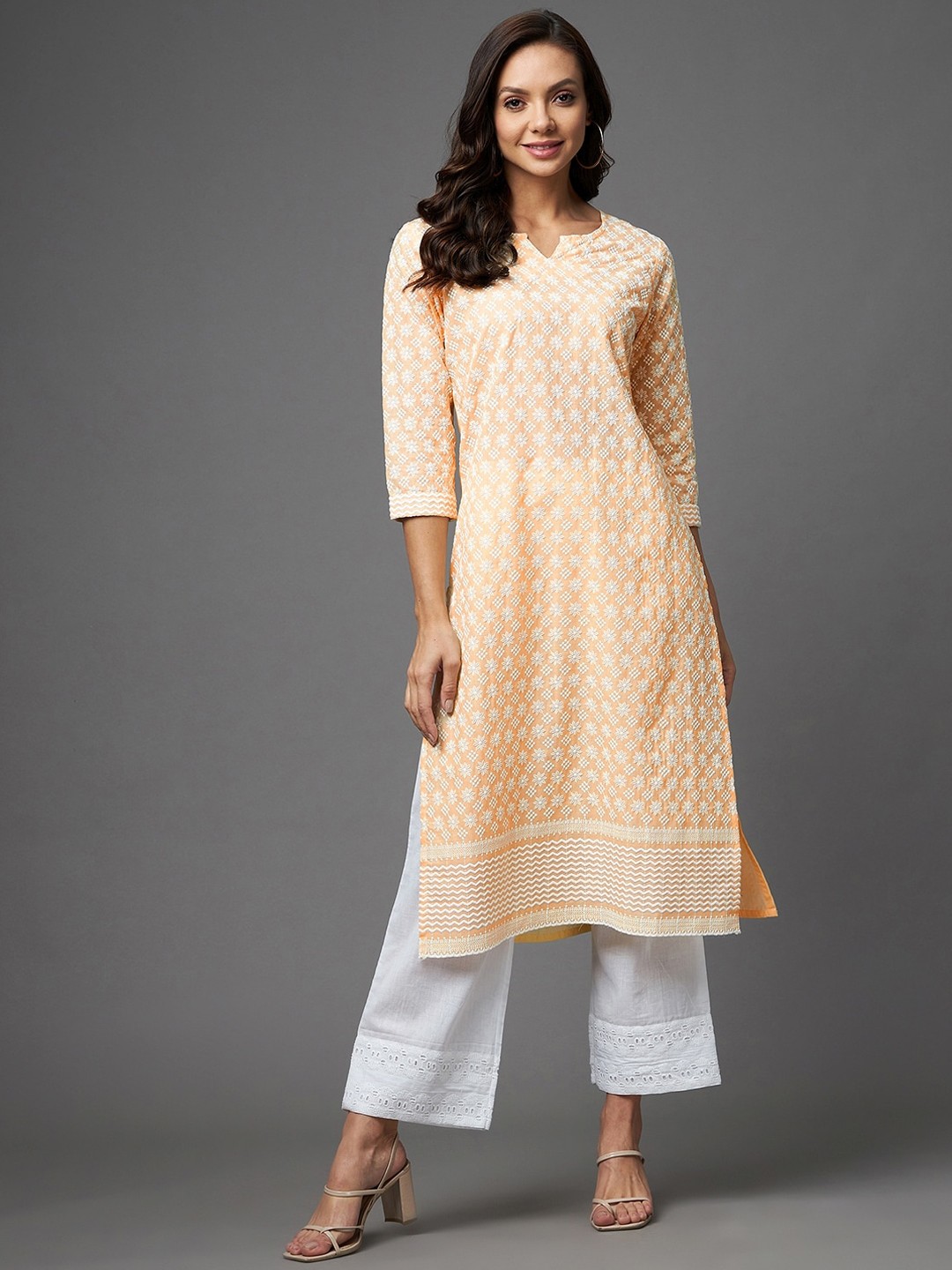 

Azira Floral Thread Work Cotton Kurta, Peach
