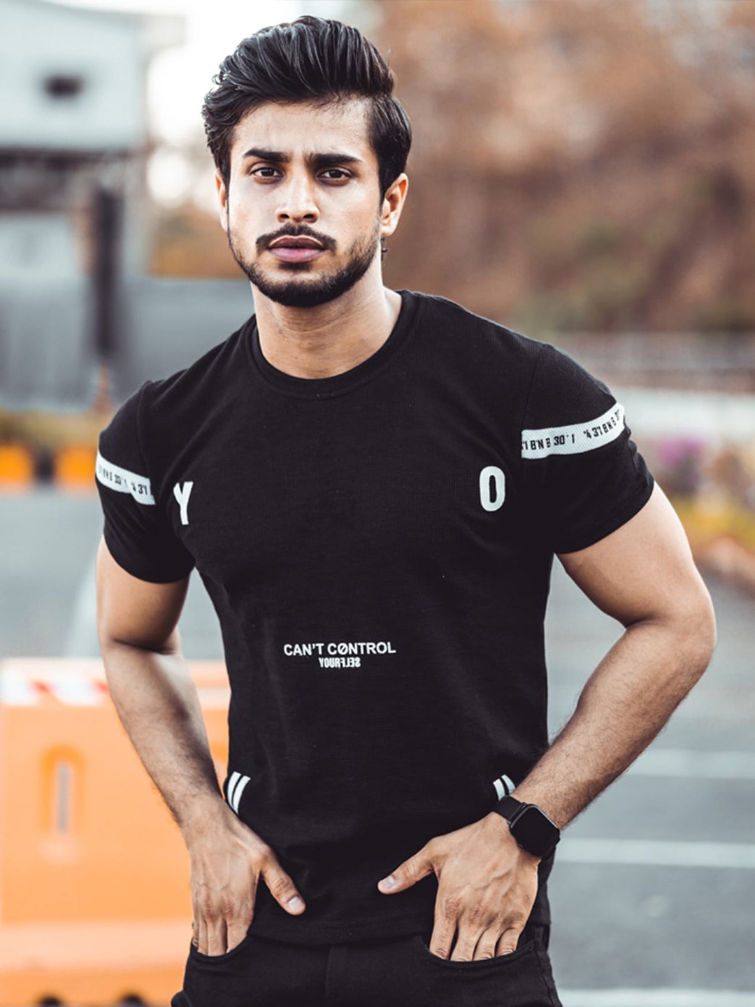 

Powerlook Round Neck Cotton T-shirt, Black