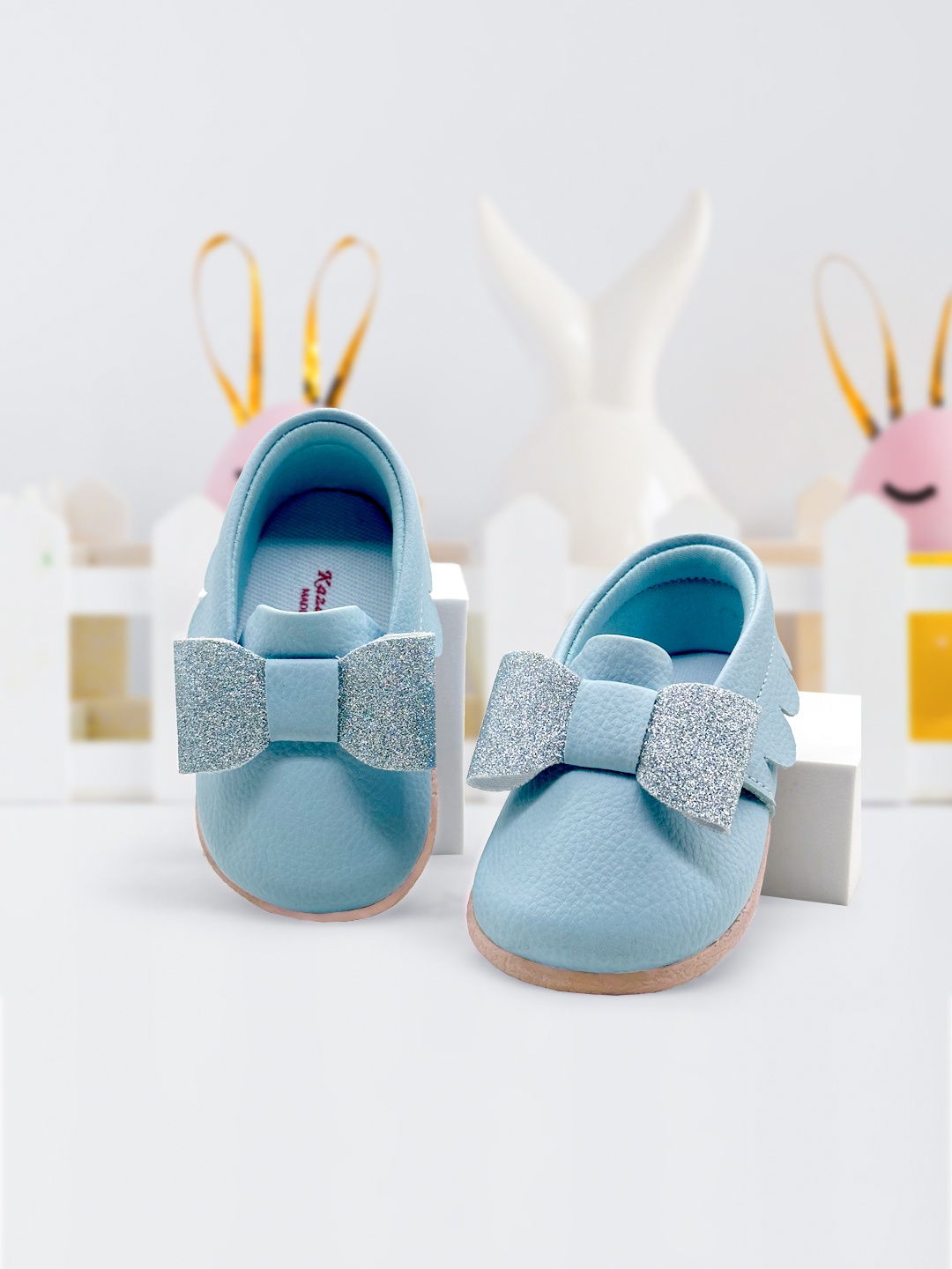 

KazarMax Girls Textured Ballerinas With Bows, Blue