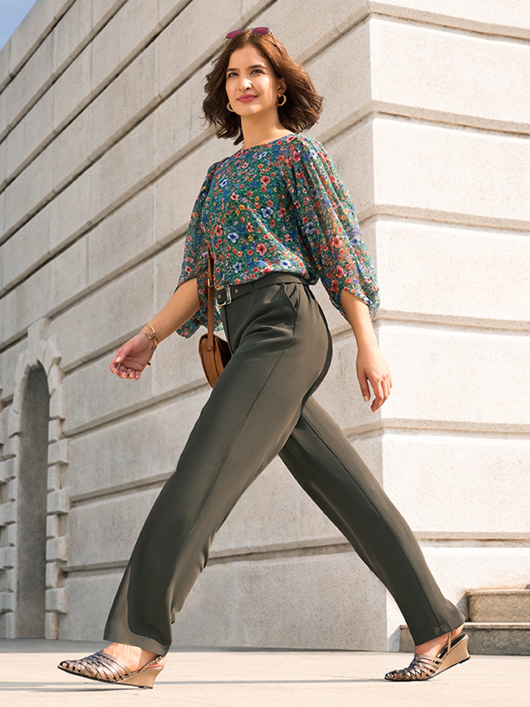 

W Green Floral Printed Puff Sleeves Top
