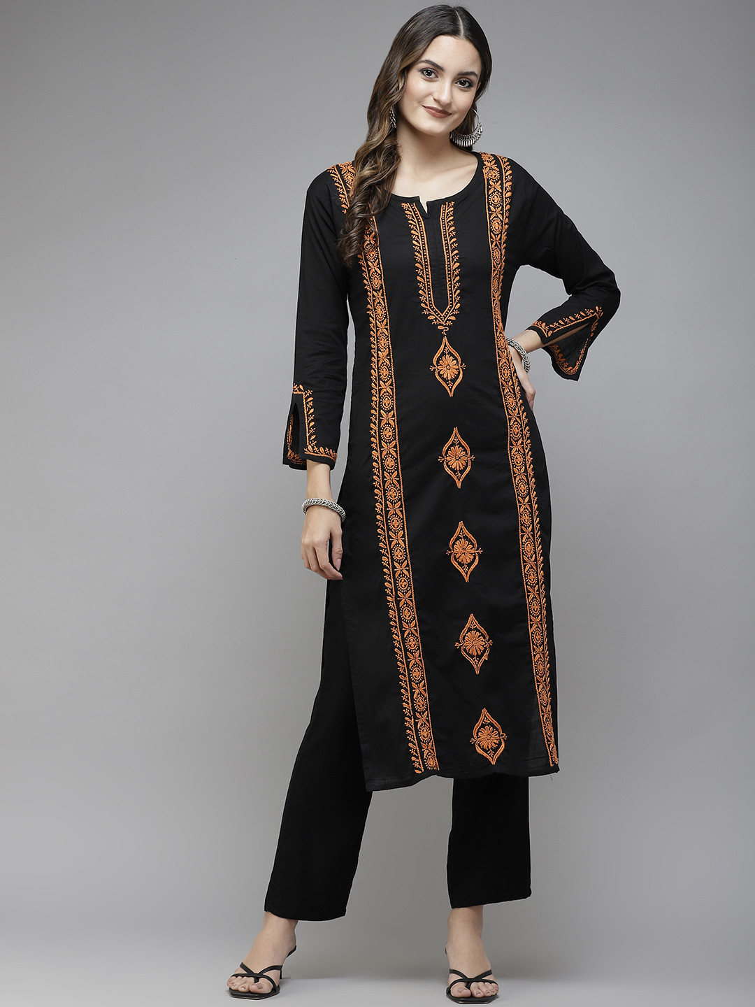 

ADA Chikankari Embroidered Sustainable Cotton Kurta, Black