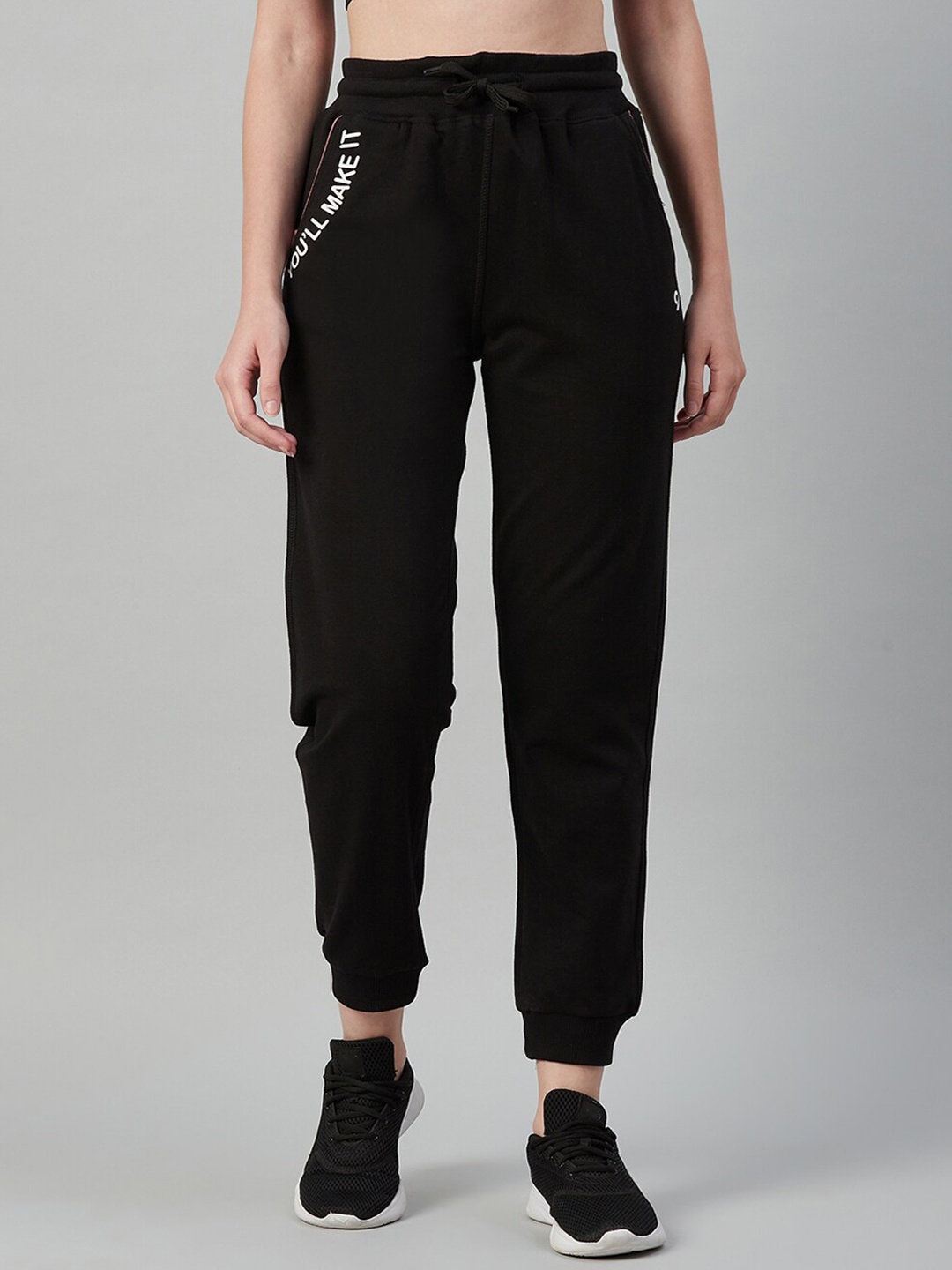 

C9 AIRWEAR Women Rapid-Dry Pockets Regular Fit Joggers, Black