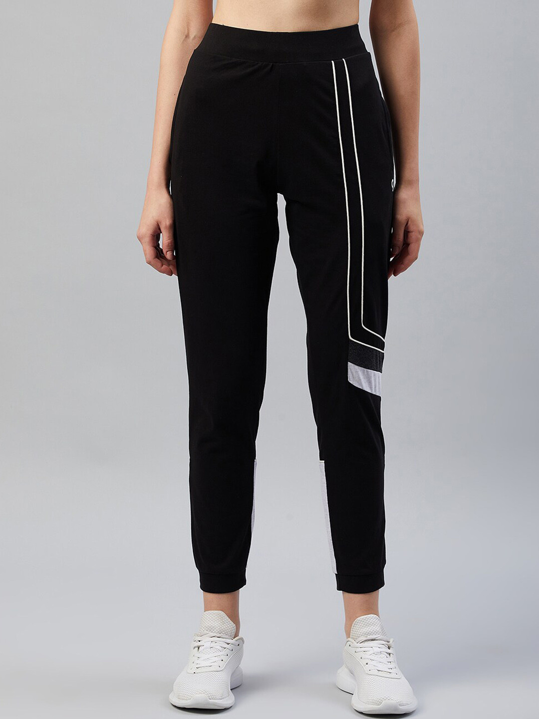 

C9 AIRWEAR Women Cotton Rapid-Dry High-Rise Regular Fit Joggers, Black