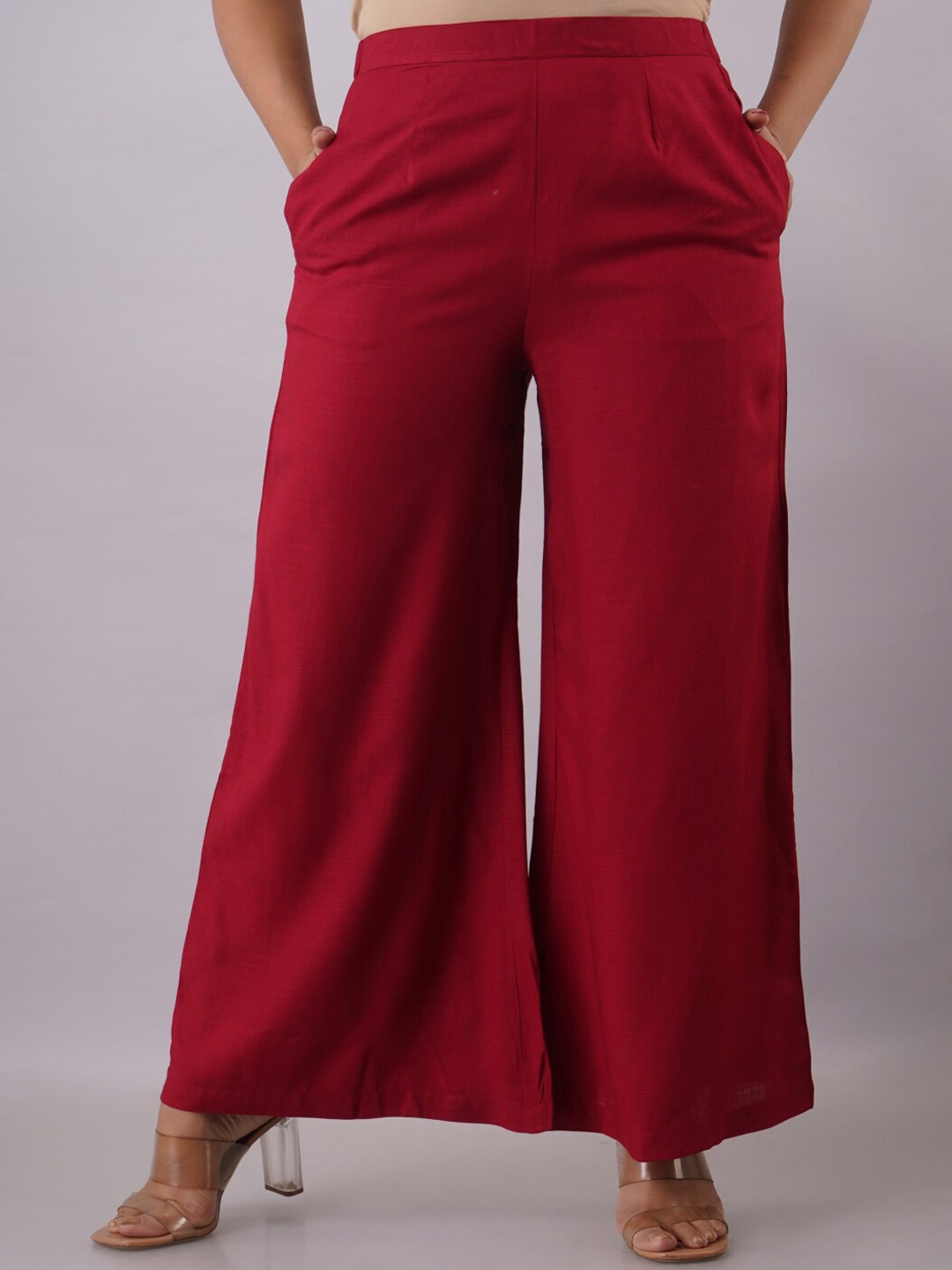 

KALINI Women Regular Fit Parallel Trousers, Maroon