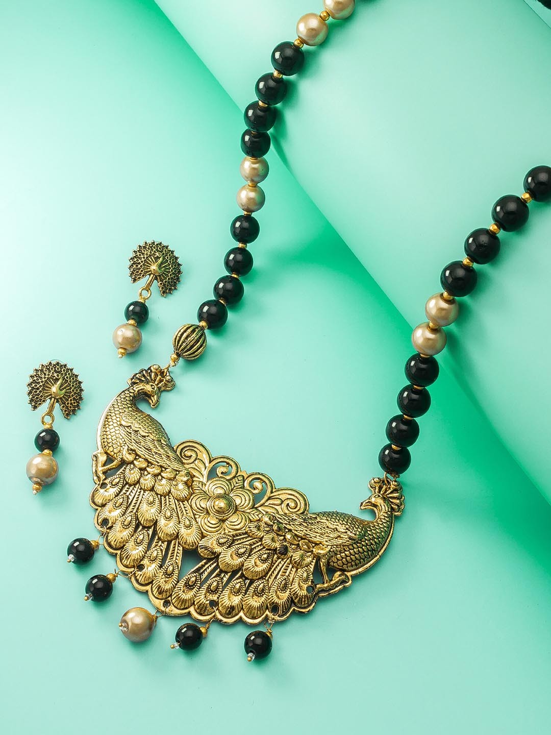 

aadita Gold-Plated Beaded Temple Necklace and Earrings, Black