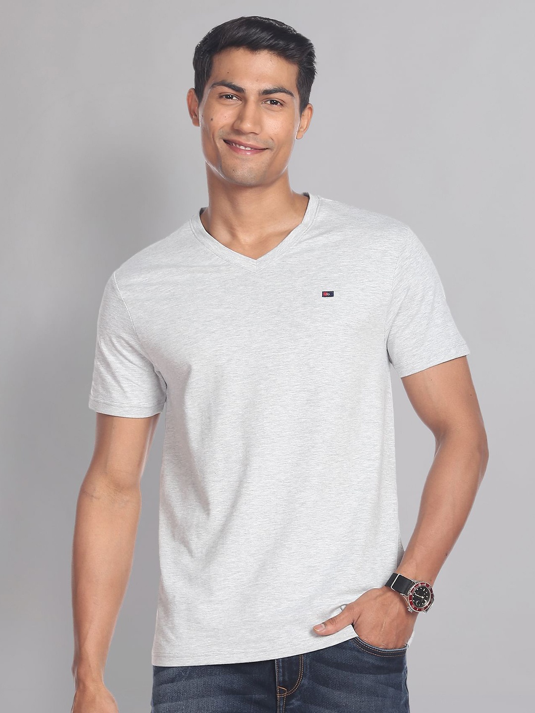 

AD By Arvind V-Neck Heathered Cotton Slim Fit T-shirt, Grey