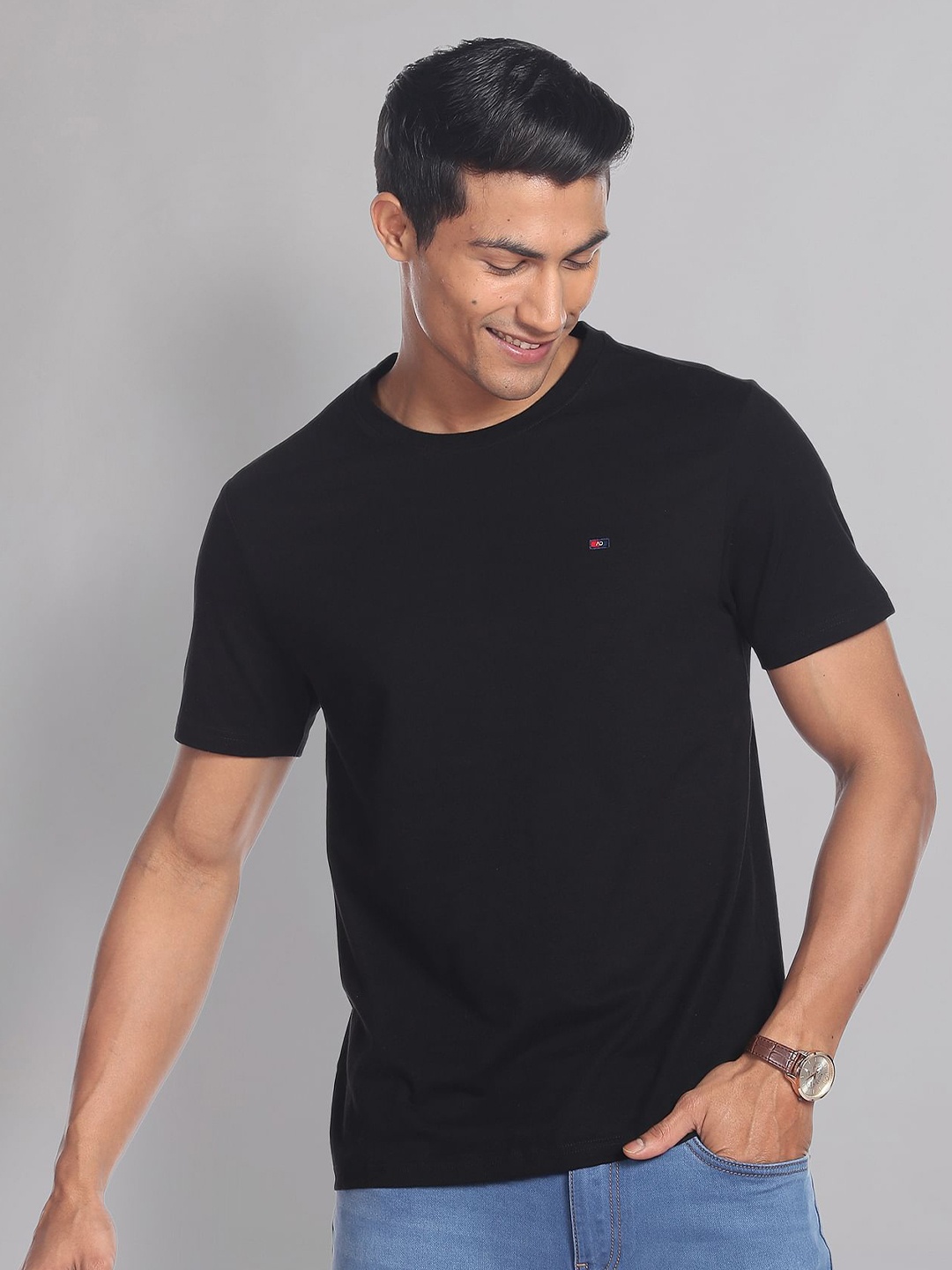 

AD By Arvind Men Round Neck Slim Fit T-shirt, Black