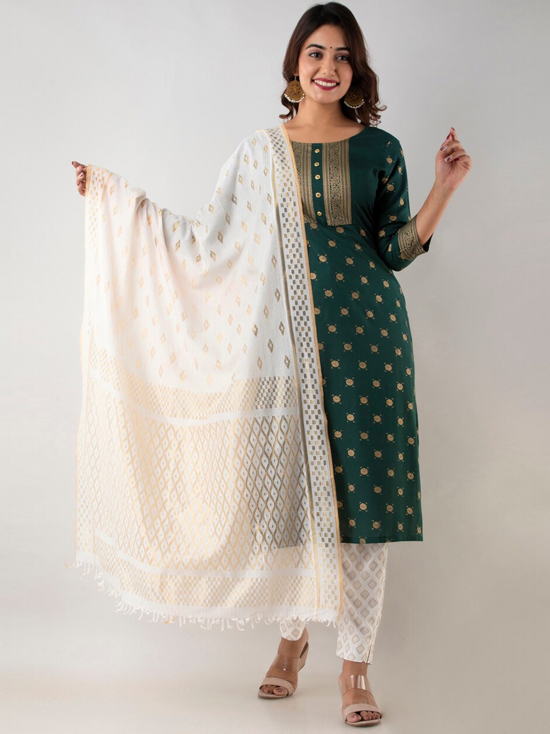 

Kurtipedia Ethnic Motifs Printed Kurta & Trousers With Dupatta, Green