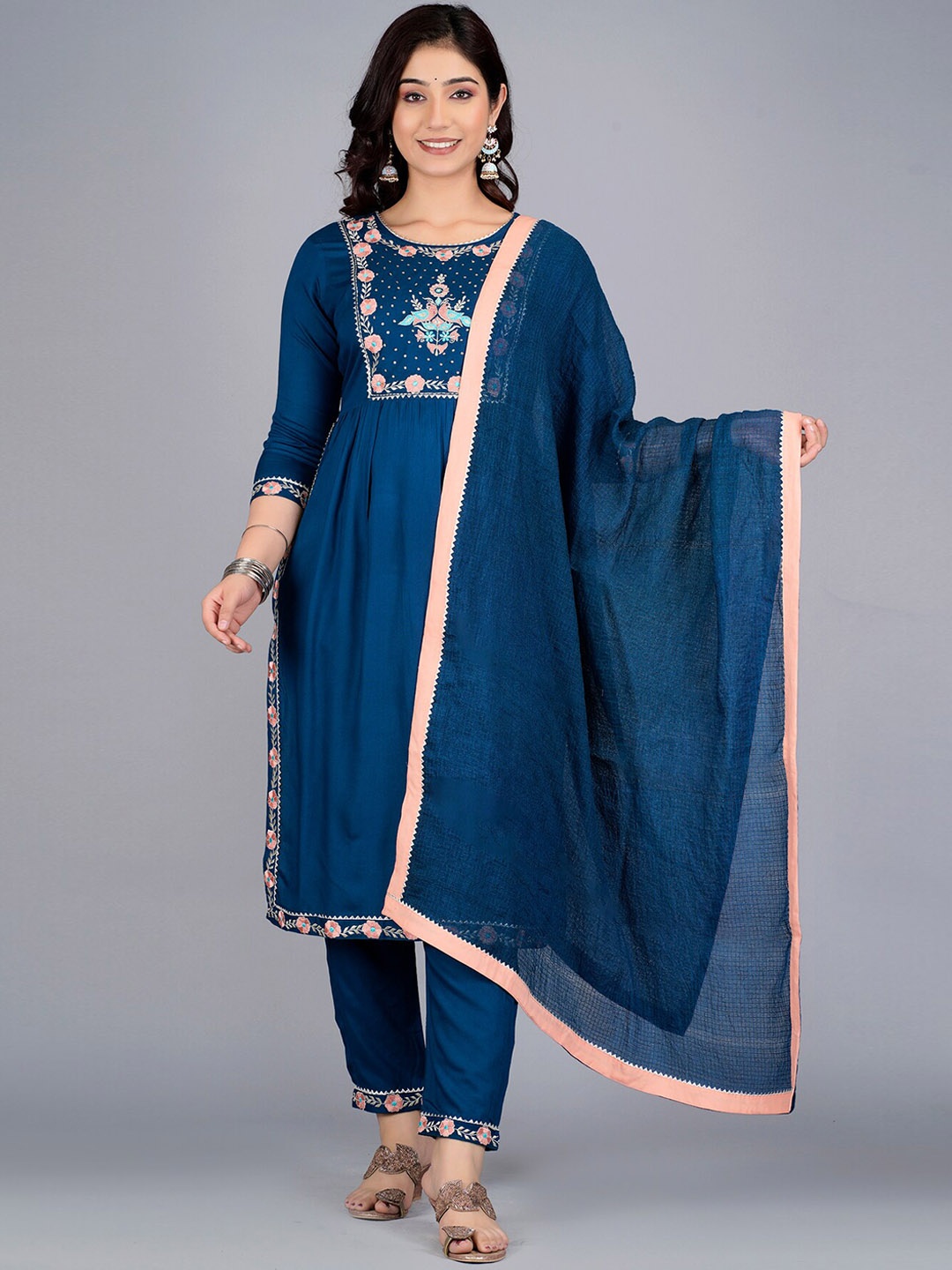 

Kurtipedia Floral Embroidered Yoke Or Border Pleated Kurta & Trousers With Dupatta, Blue