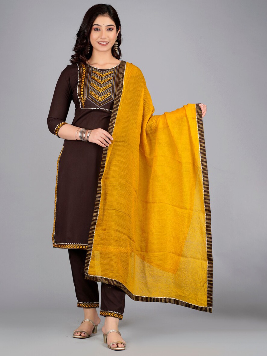 

Kurtipedia Floral Thread Work Kurta with Trousers & Dupatta, Brown