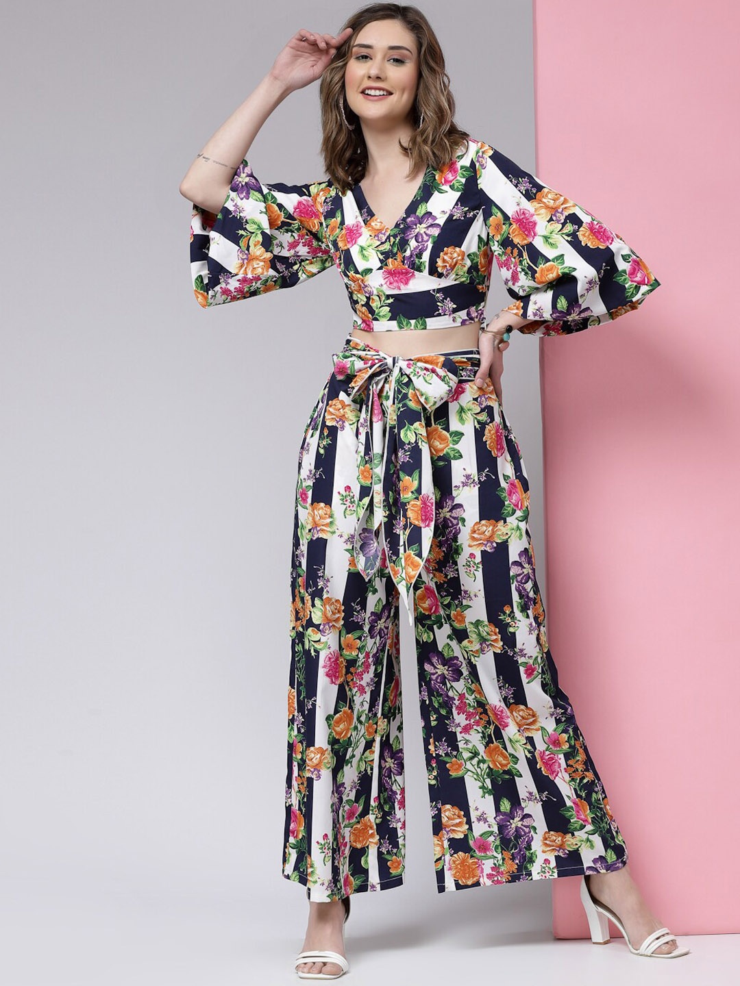 KASSUALLY Floral Printed Bell Sleeves Crop Top & Trousers, Navy blue