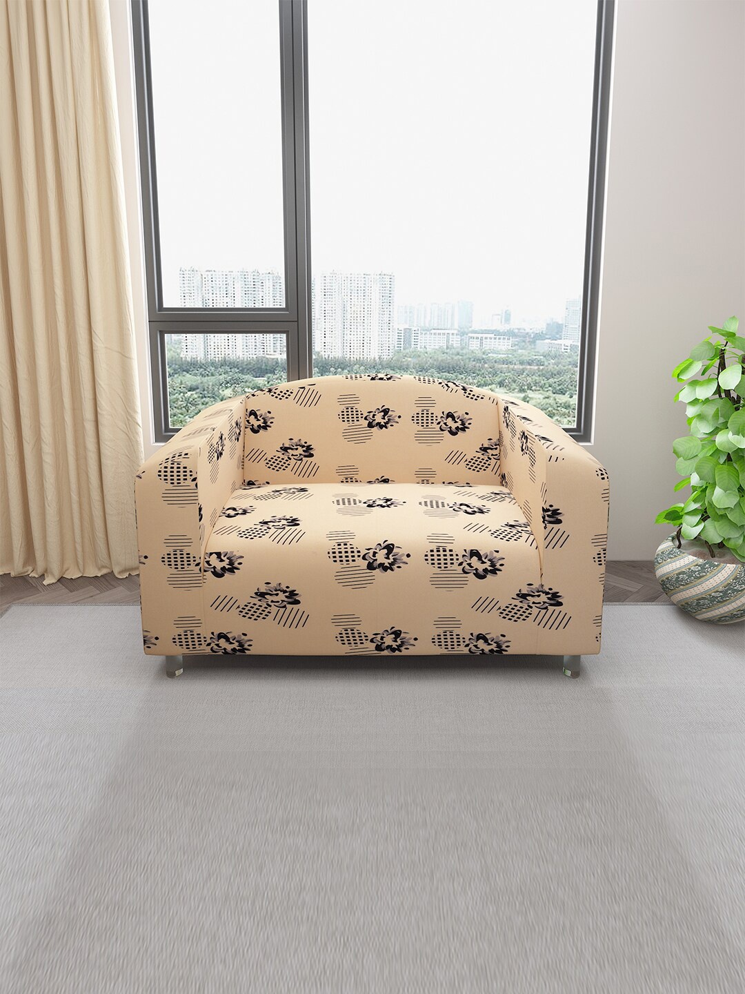 

DREAM CARE Beige & Black Printed Stretchable 2-Seater Sofa Slipcover