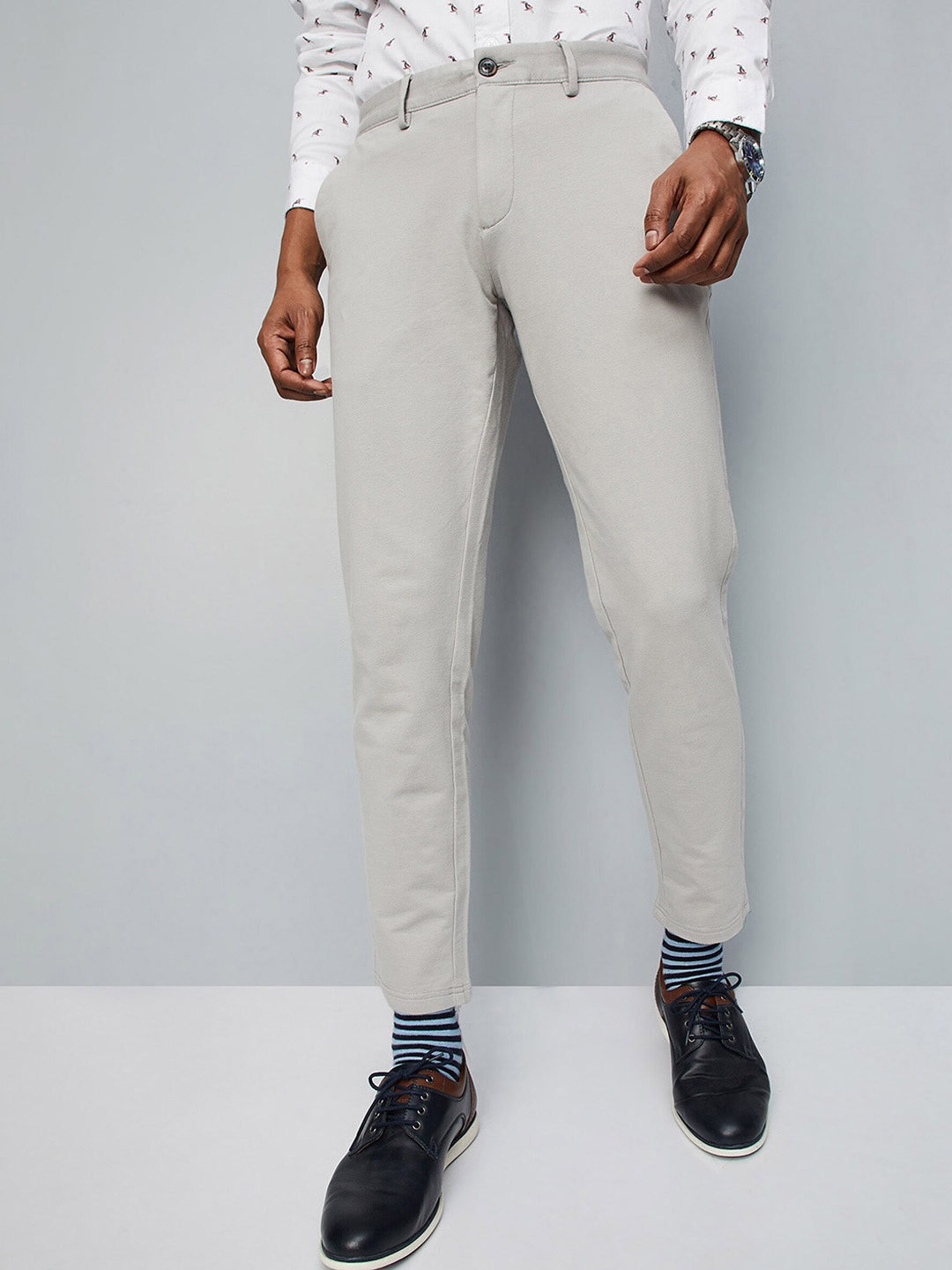 

max Men Mid-Rise Regular Trousers, Grey