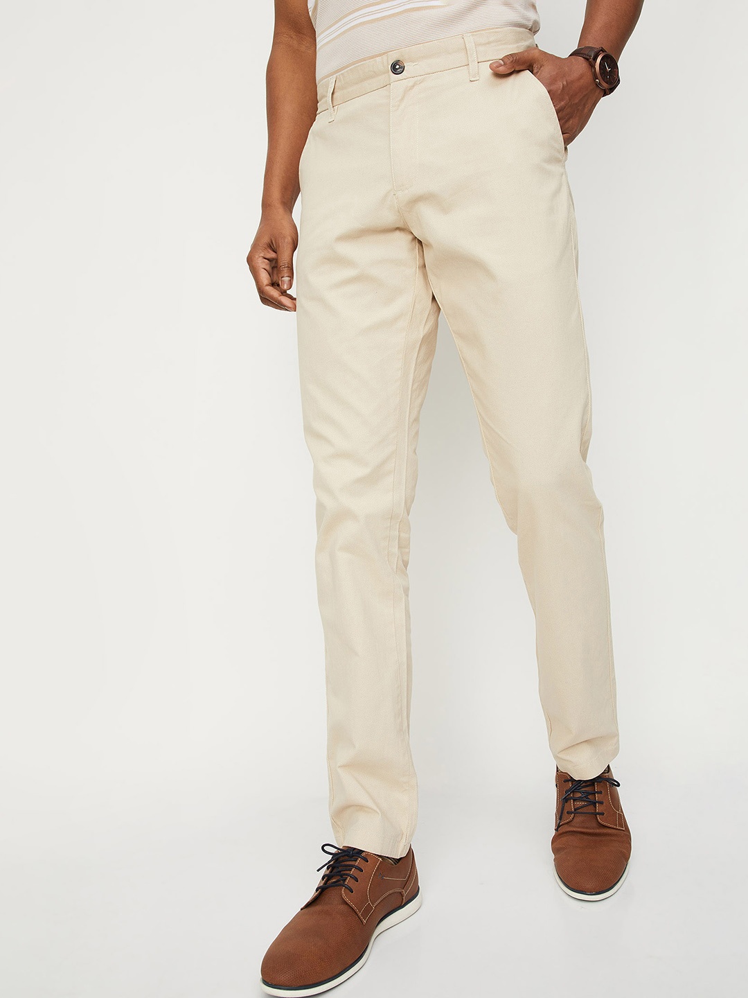 

max Men Mid-Rise Regular Trousers, Beige