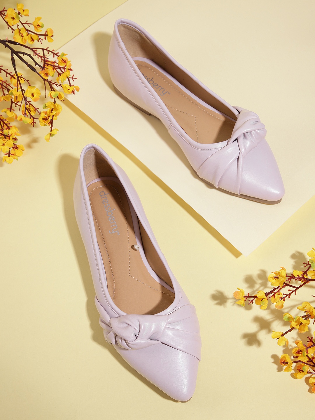 

DressBerry Women Ballerinas with Knot Detail, Lavender