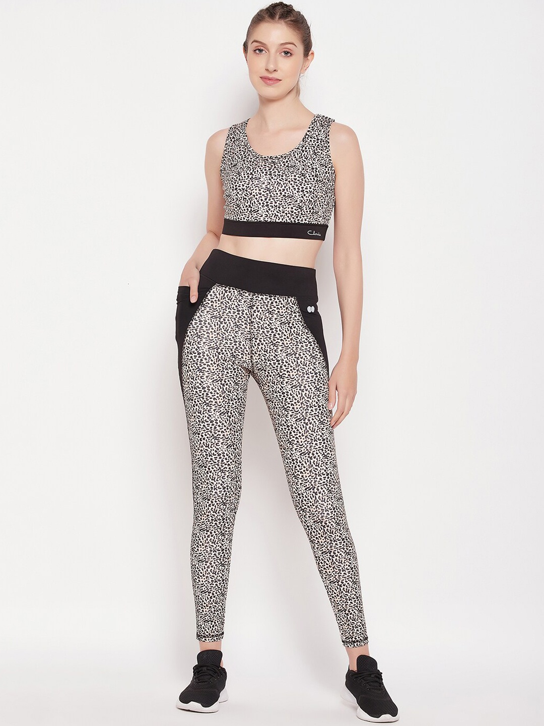 

Clovia Women Printed Rapid-Dry Track Suit, Brown