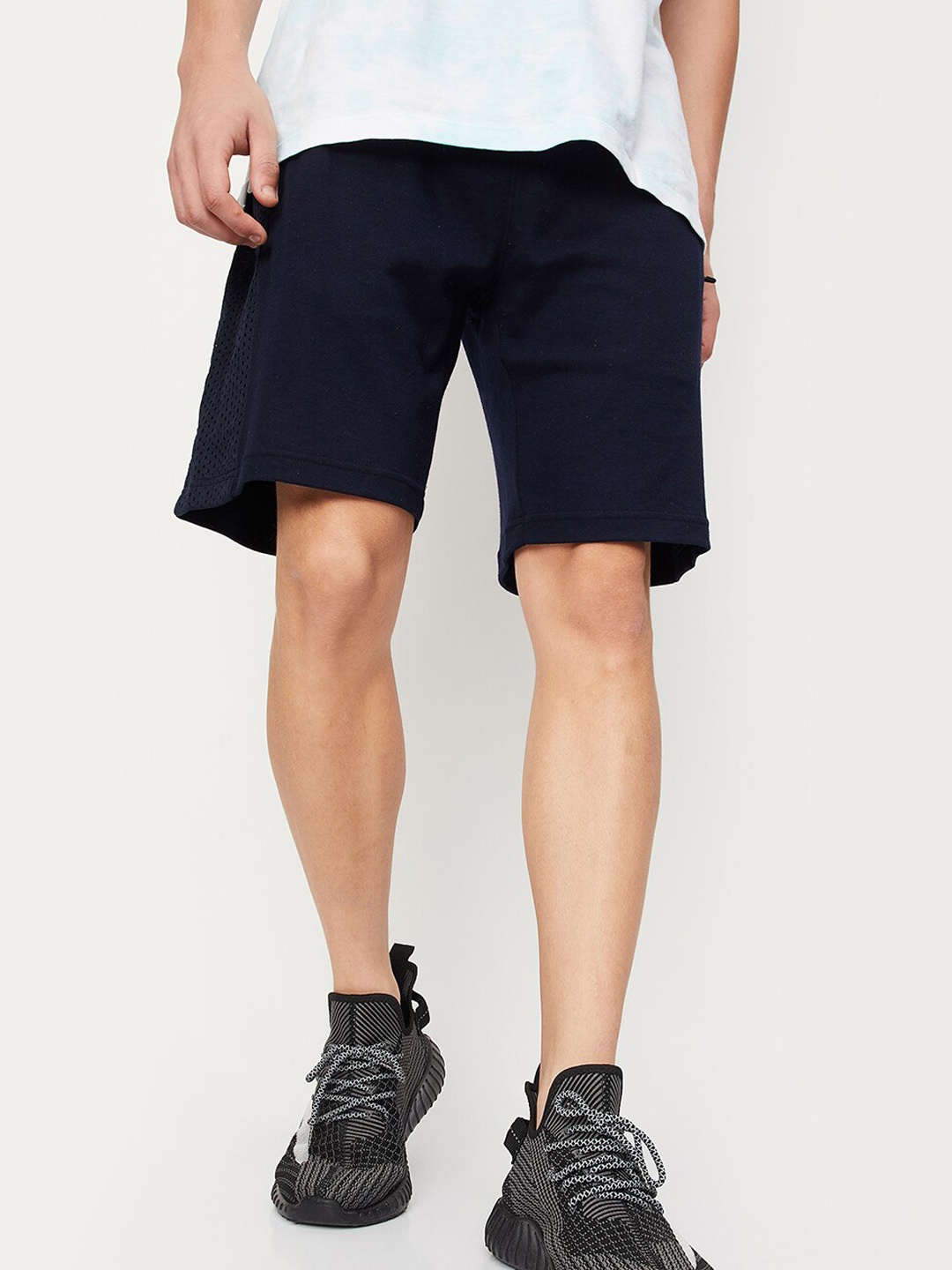 

max Men Mid Rise Regular Fit Cotton Shorts, Blue