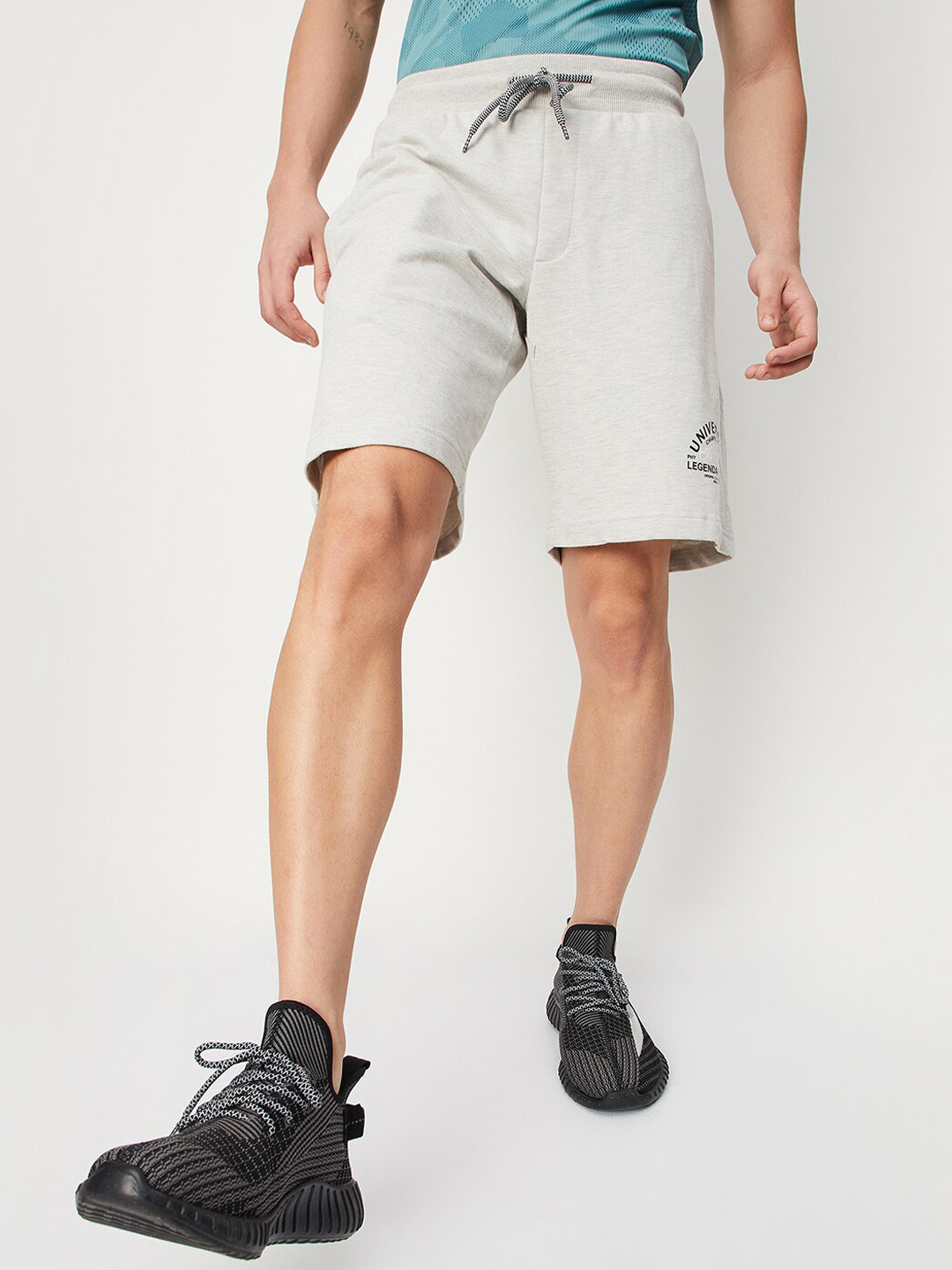

max Men Mid Rise Regular Fit Cotton Shorts, Beige