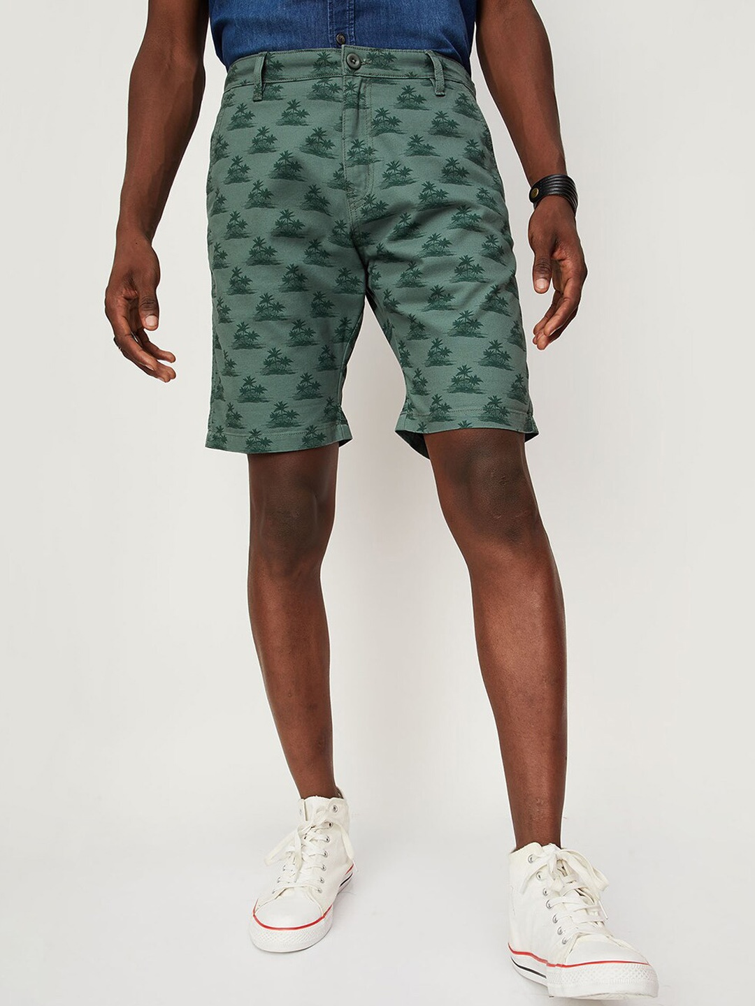

max Men Conversational Printed Cotton Shorts, Green