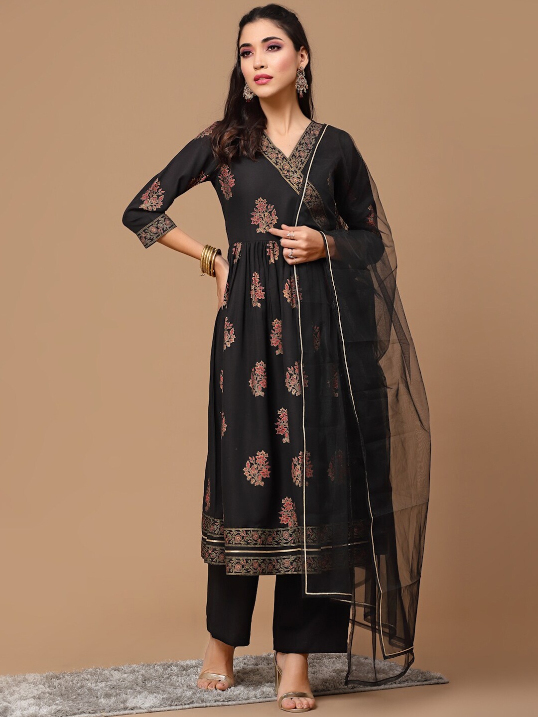 

SKYLEE Floral Printed Angrakha Anarkali Kurta with Trousers & Dupatta, Black