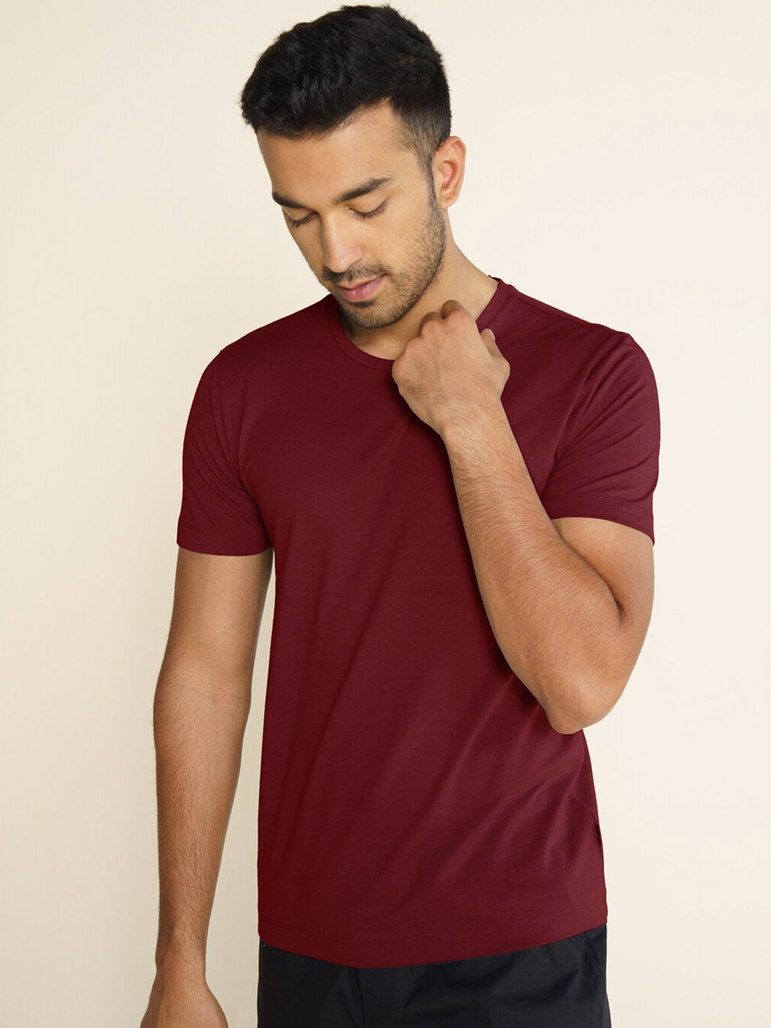 

DAMENSCH Men Ultralight Smooth & Shiny Finish T-Shirt, Red