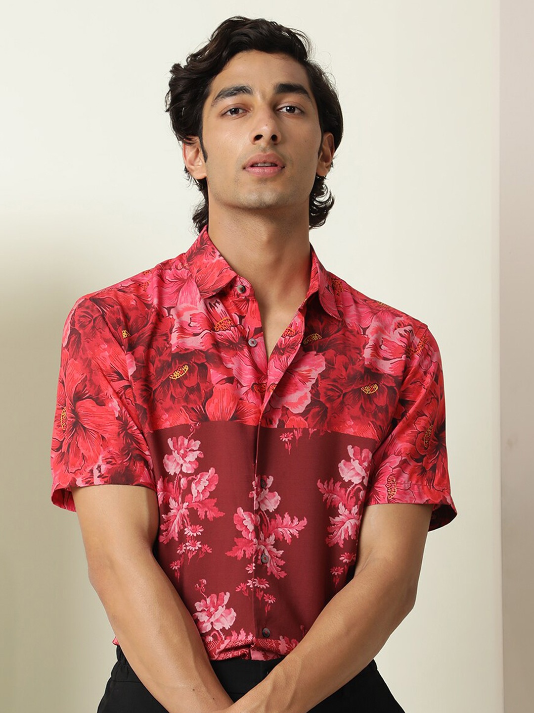 

RARE RABBIT Floral Printed Formal Shirt, Red