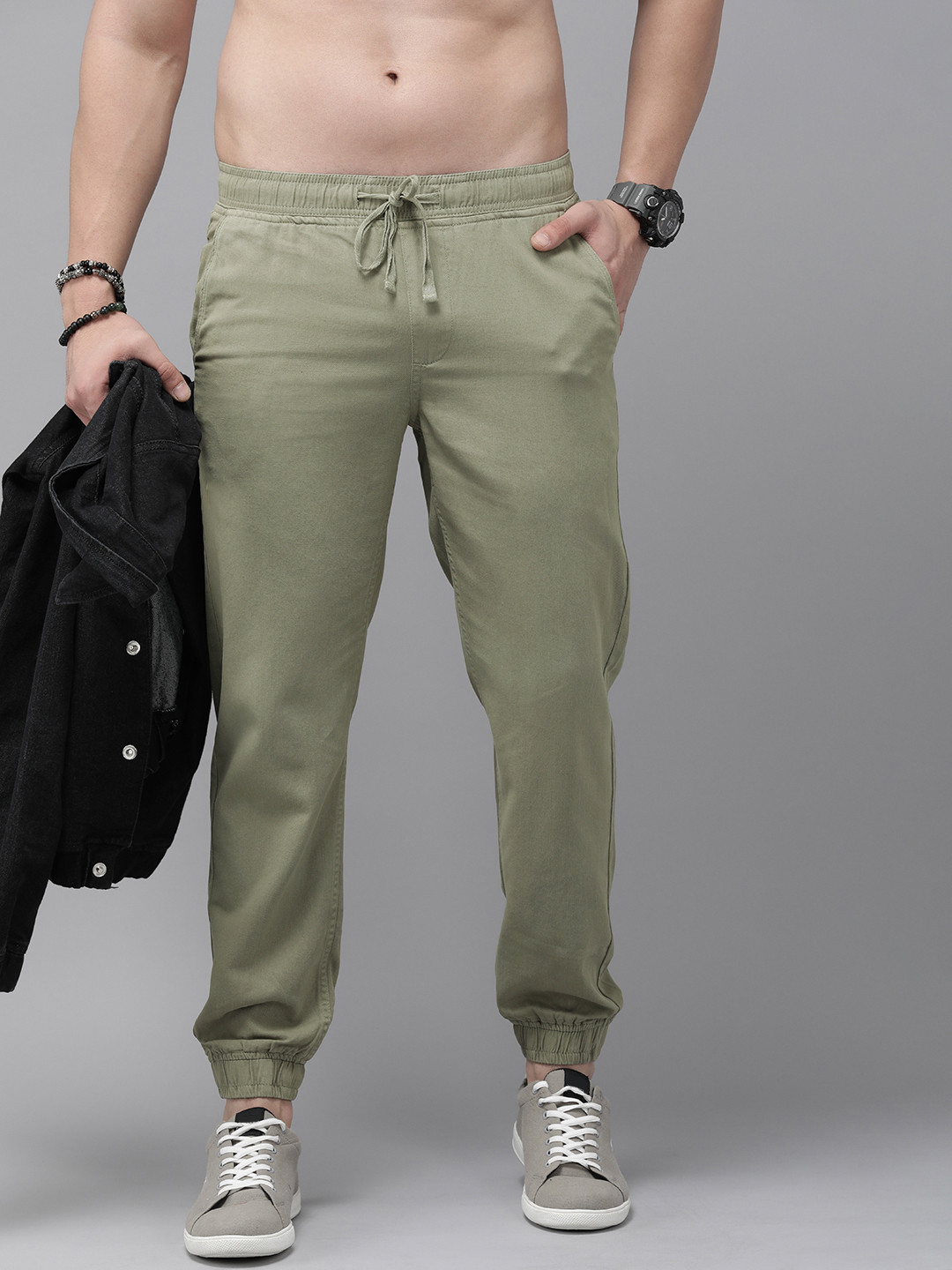 

Roadster Men Slim Fit Solid Pure Cotton Joggers, Green