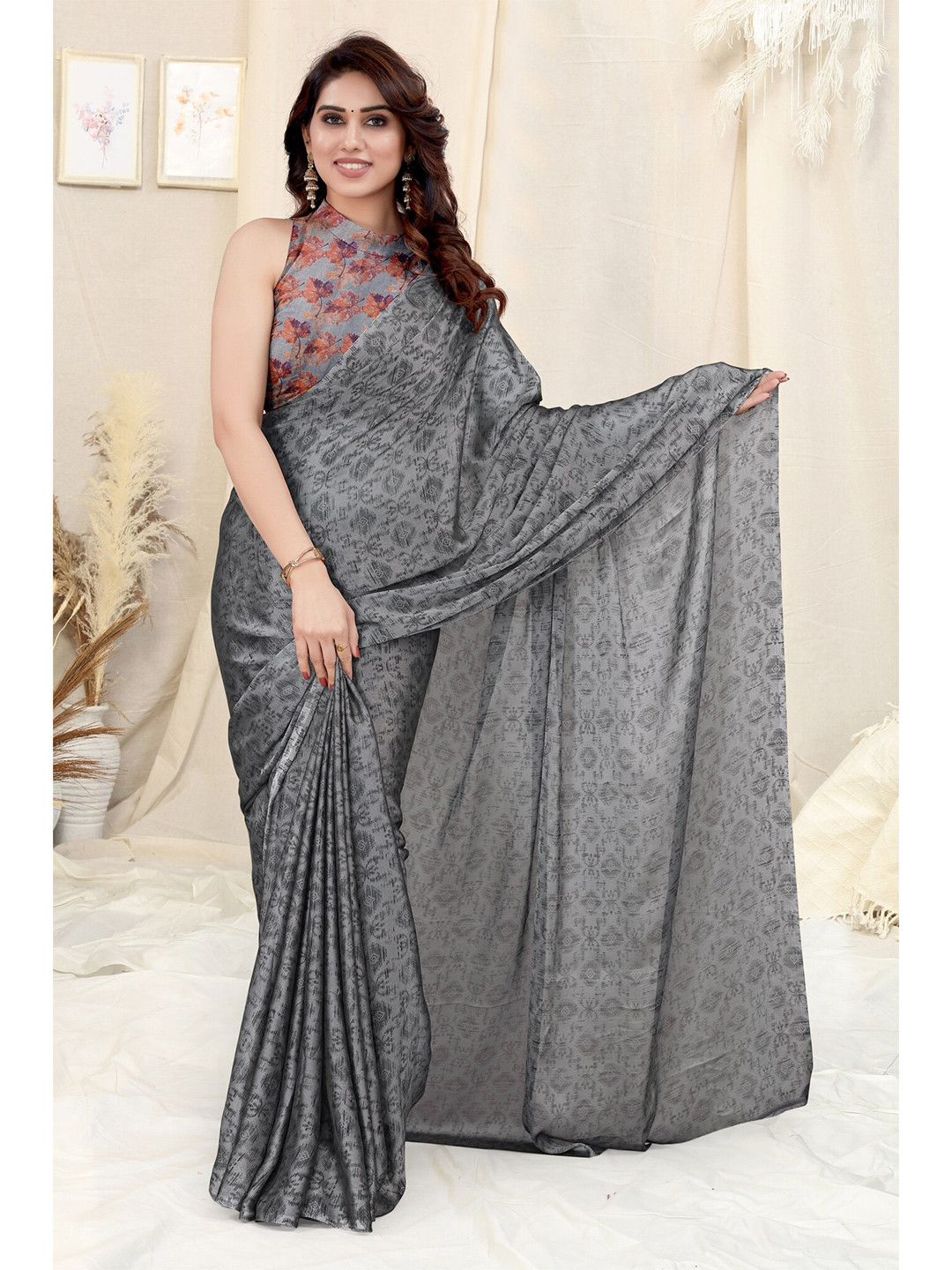 

KALINI Ethnic Motifs Printed Block Print Saree, Grey