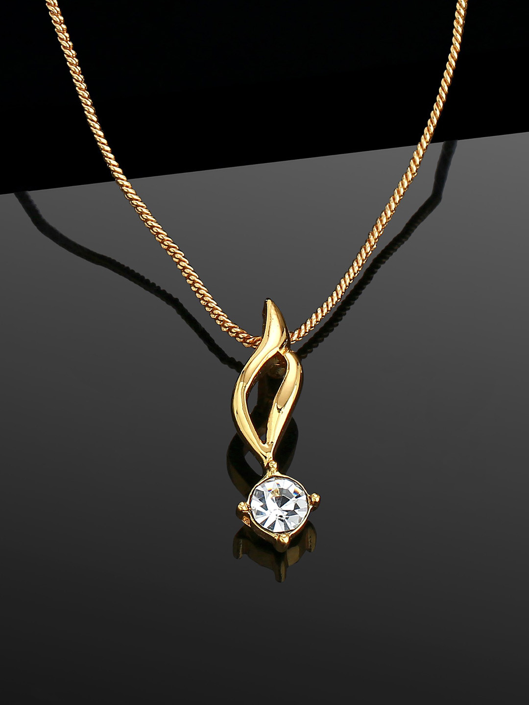 

Estele Gold-Plated Necklace, White