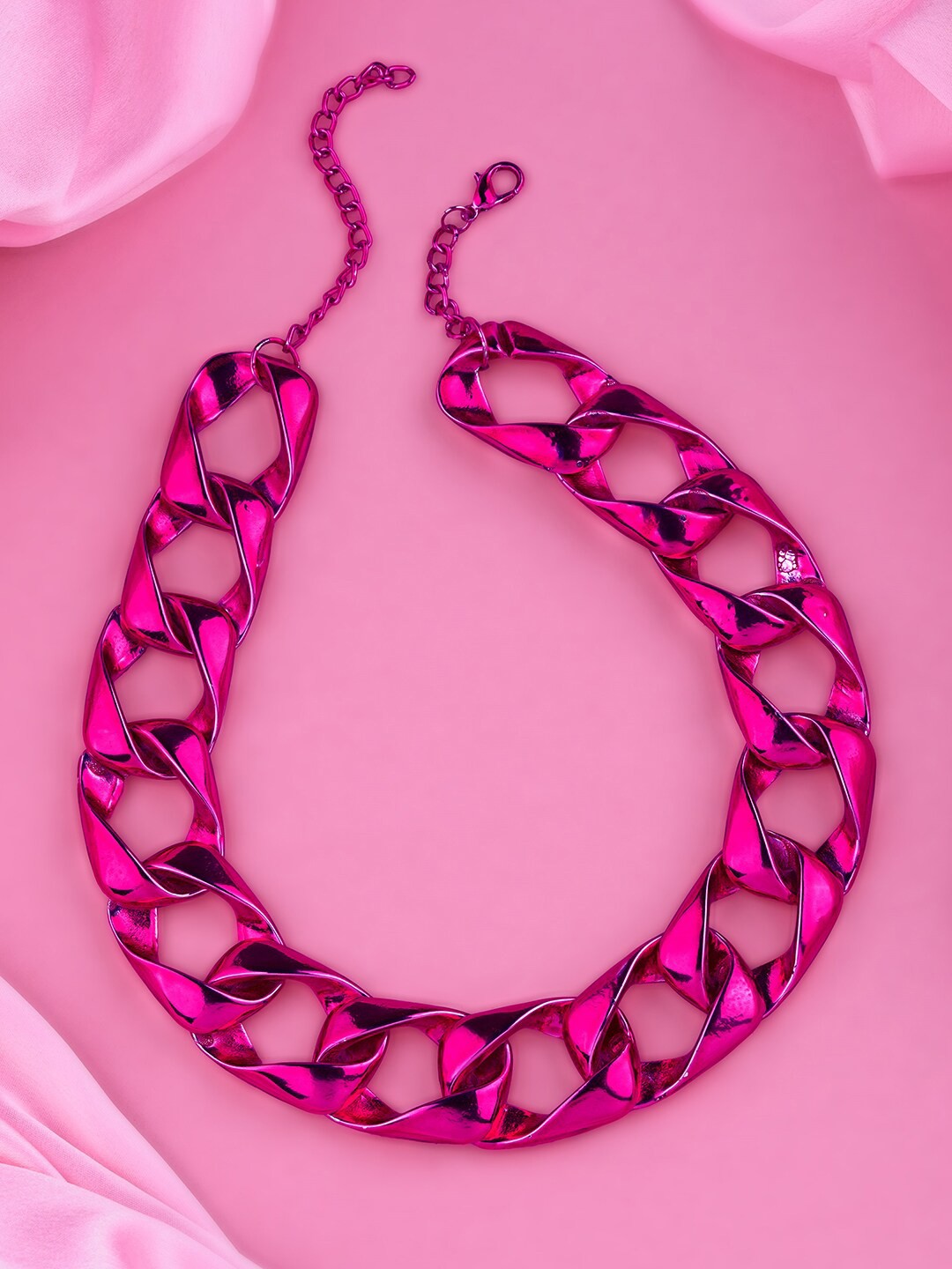 

Estele Chunky Link Necklace, Pink