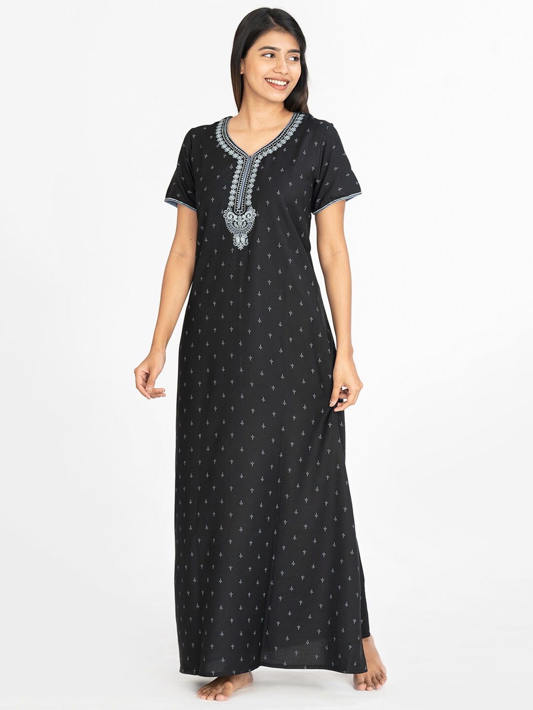 

Maybell Floral Printed Maxi Nightdress, Black