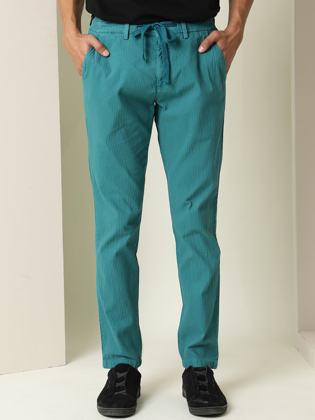 

RARE RABBIT Men Slim Fit Textured Cotton Trousers, Green