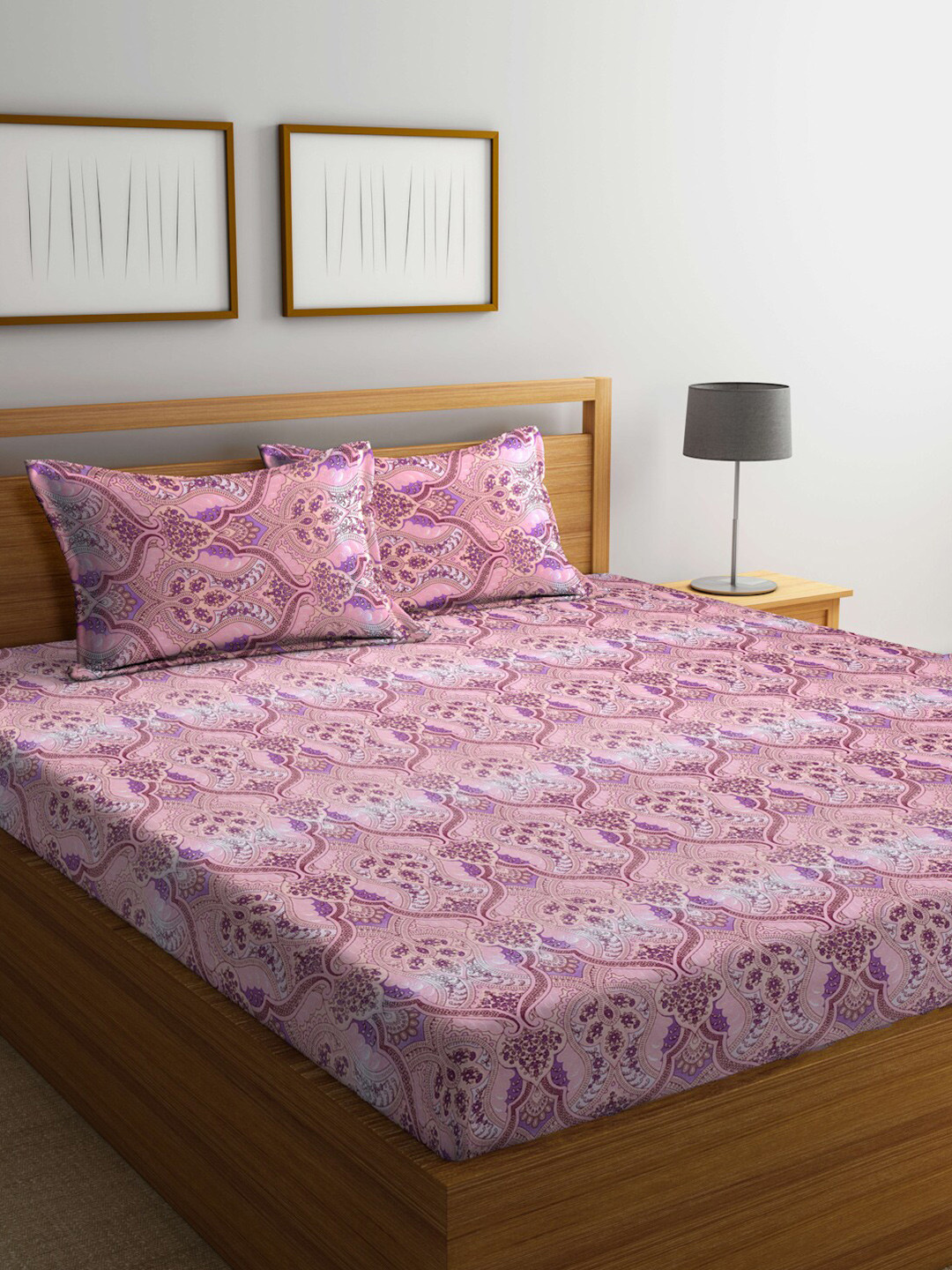 

BOMBAY DYEING Florentine Pink & Purple 144 TC Cotton Flat King Bedsheet & 2 Pillow Covers