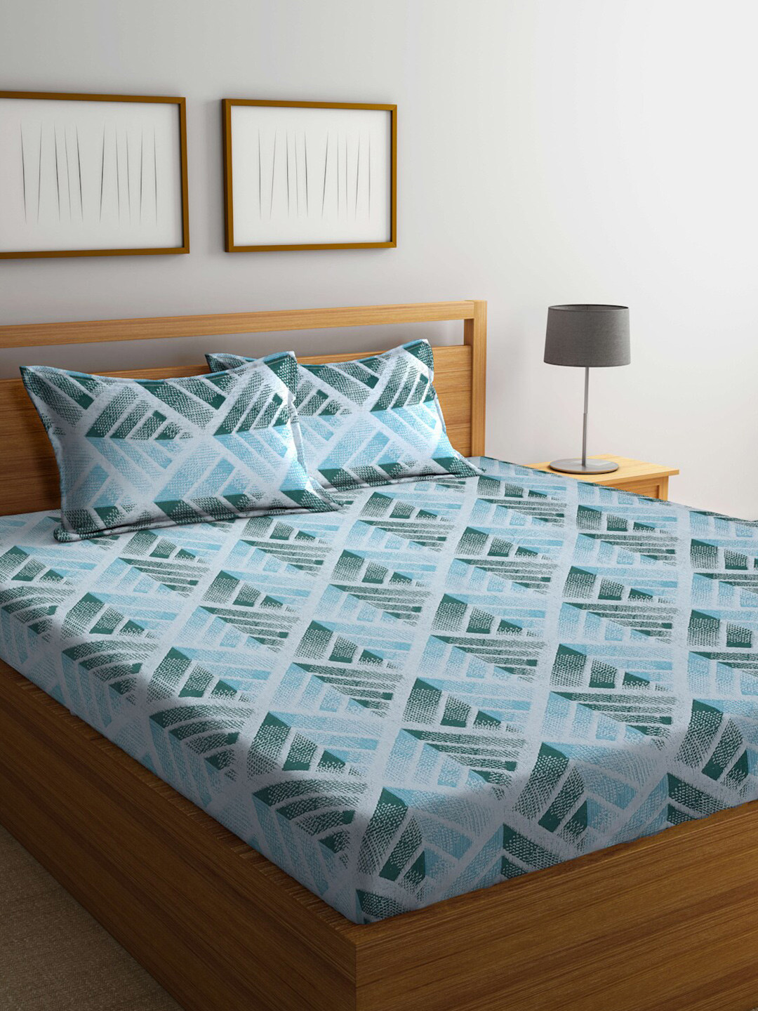 

BOMBAY DYEING DreamLover Blue & Green Geometric 120 TC Flat Queen Bedsheet & Pillow Covers