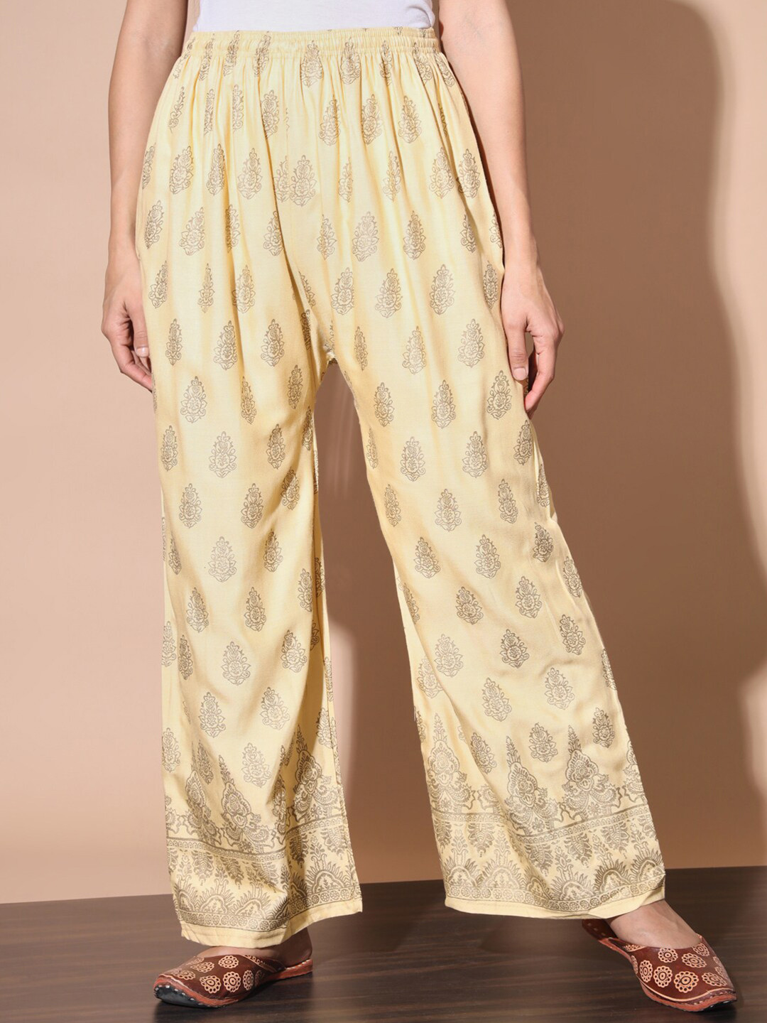 

BUY NEW TREND Women Ethnic Motifs Printed Knitted Ethnic Palazzos, Beige