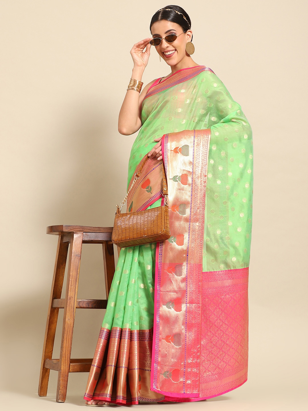 

Silk Land Ethnic Motifs Zari Kanjeevaram Saree, Fluorescent green