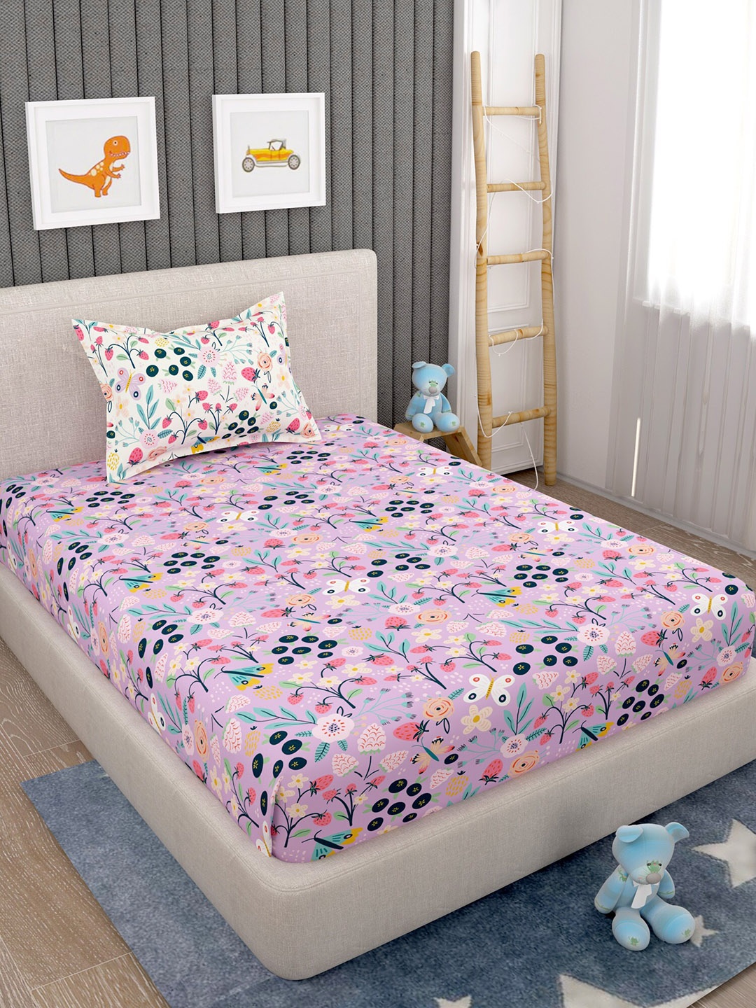 

EverHOME Pink & White Floral 160 TC Flat Cotton Single Bedsheet & Pillow Cover