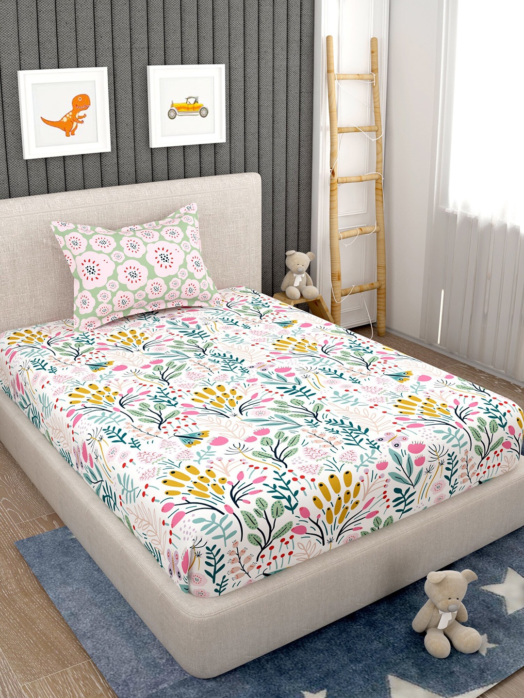 

EverHOME White & Pink Floral 160 TC Flat Cotton Single Bedsheet with Pillow Cover